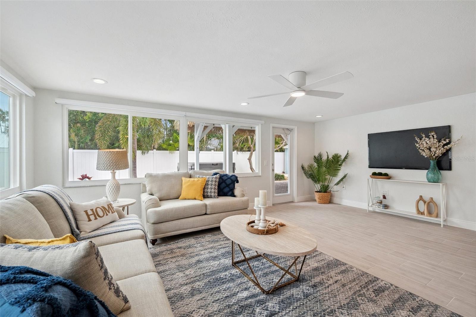 HOLMES BEACH, Florida, 34217, United States, 3 Bedrooms Bedrooms, ,2 BathroomsBathrooms,Residential,For Sale,1763244