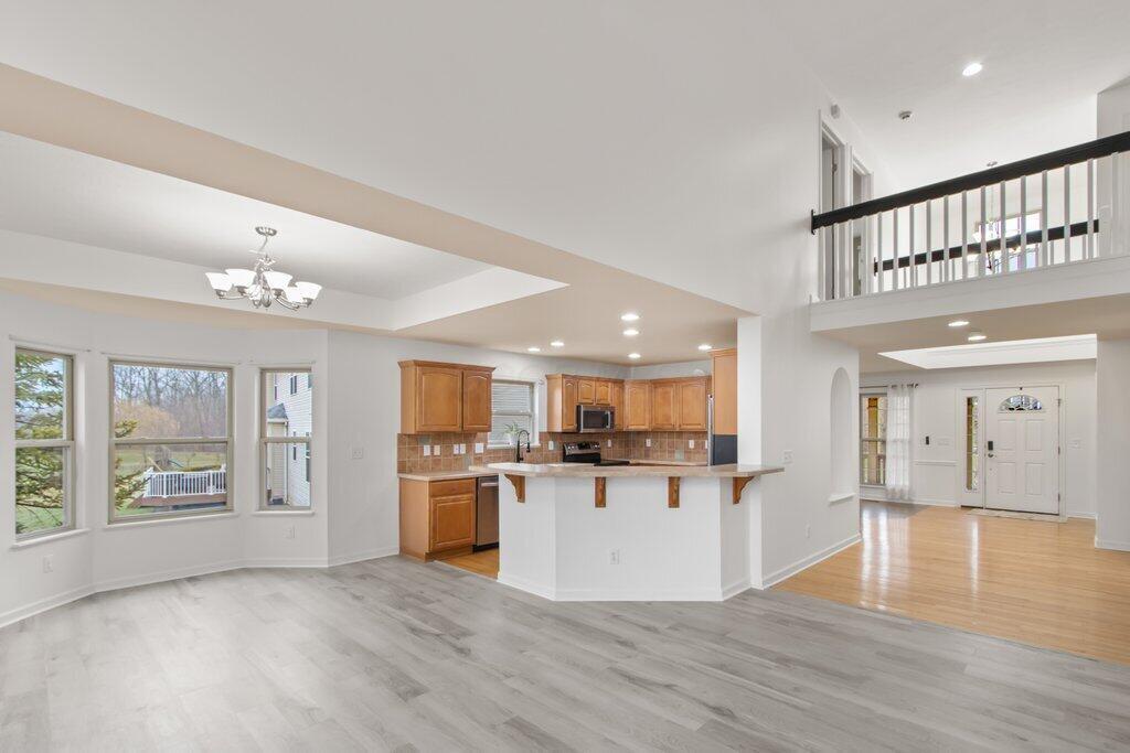 Lewis Center, Ohio, 43035, United States, 5 Bedrooms Bedrooms, ,3 BathroomsBathrooms,Residential,For Sale,2010957