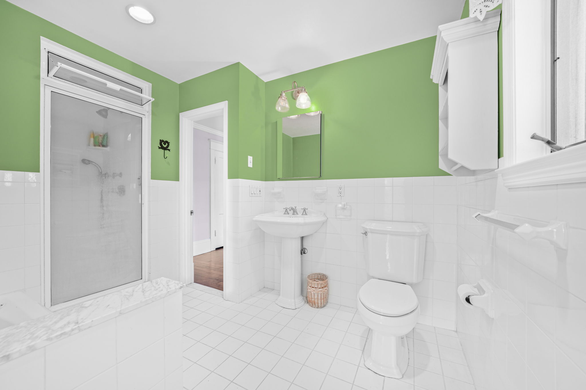 Mountain Lakes, New Jersey, 07046, United States, 6 Bedrooms Bedrooms, ,4 BathroomsBathrooms,Residential,For Sale,1980848