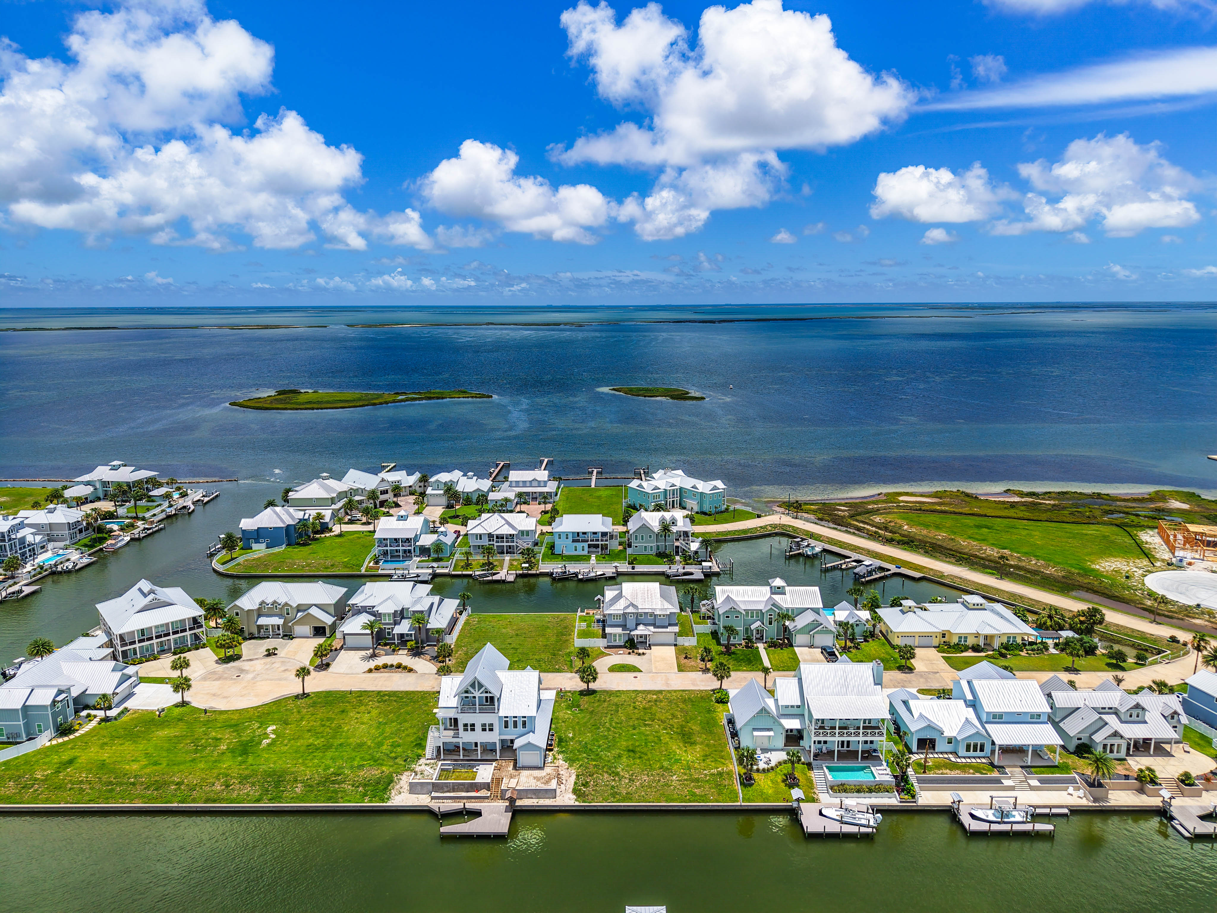  Scenic Rockport Canal-Front Lot - 物件實景