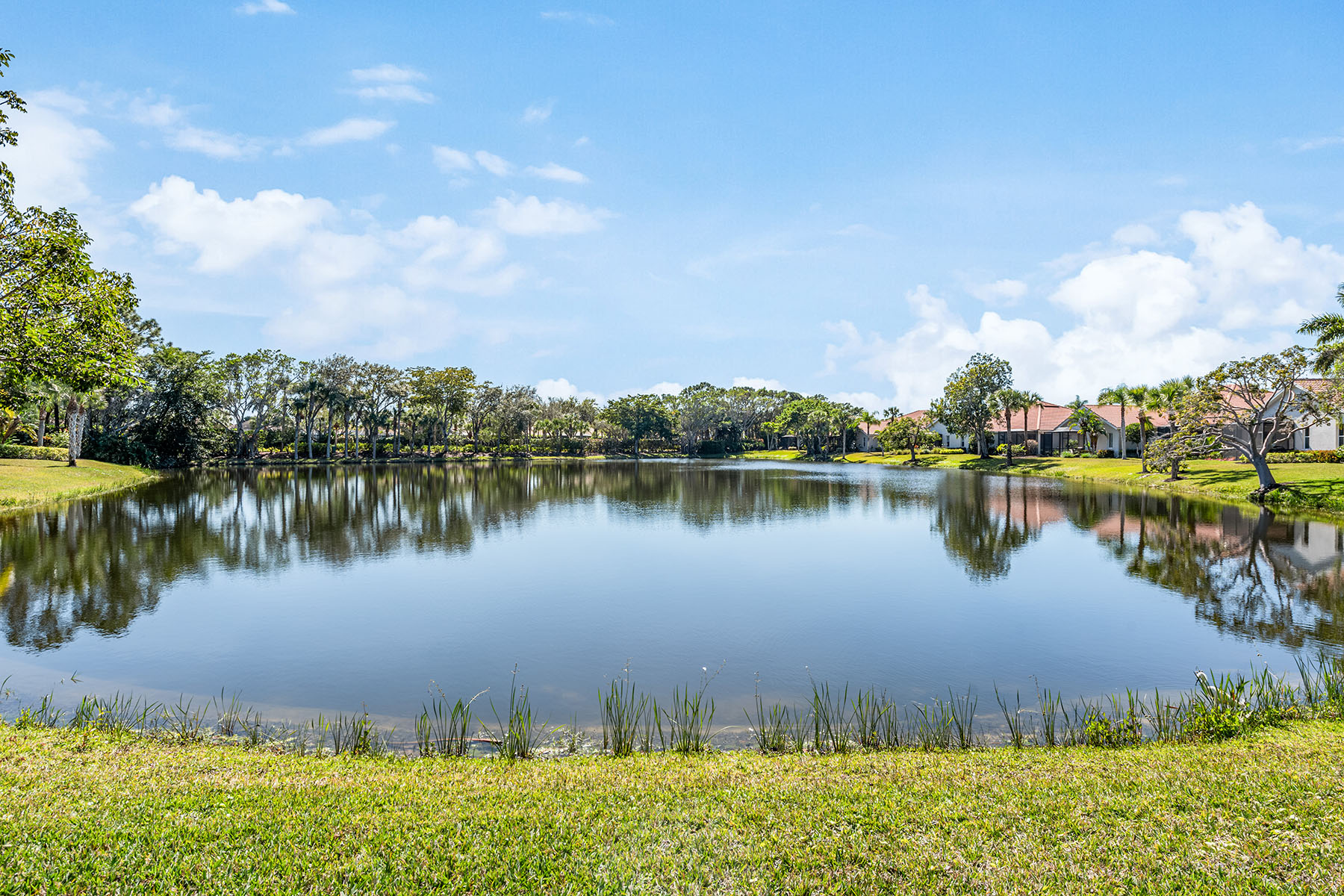  BENT CREEK VILLAGE - 物件實景