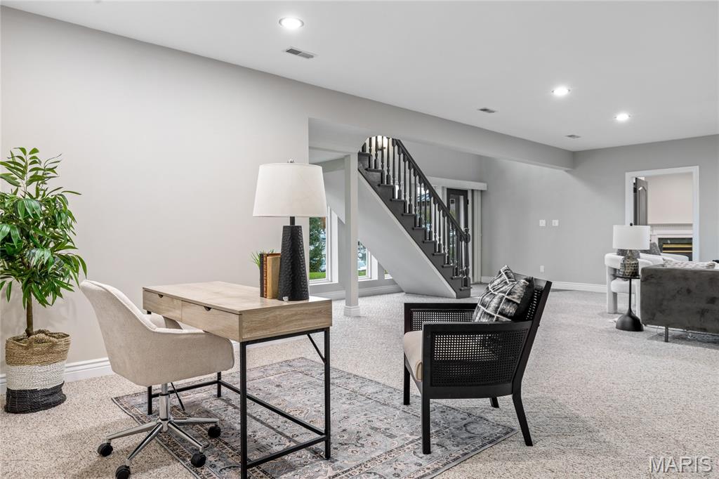 Weldon Spring, Missouri, 63304, United States, 3 Bedrooms Bedrooms, ,3 BathroomsBathrooms,Residential,For Sale,1989654