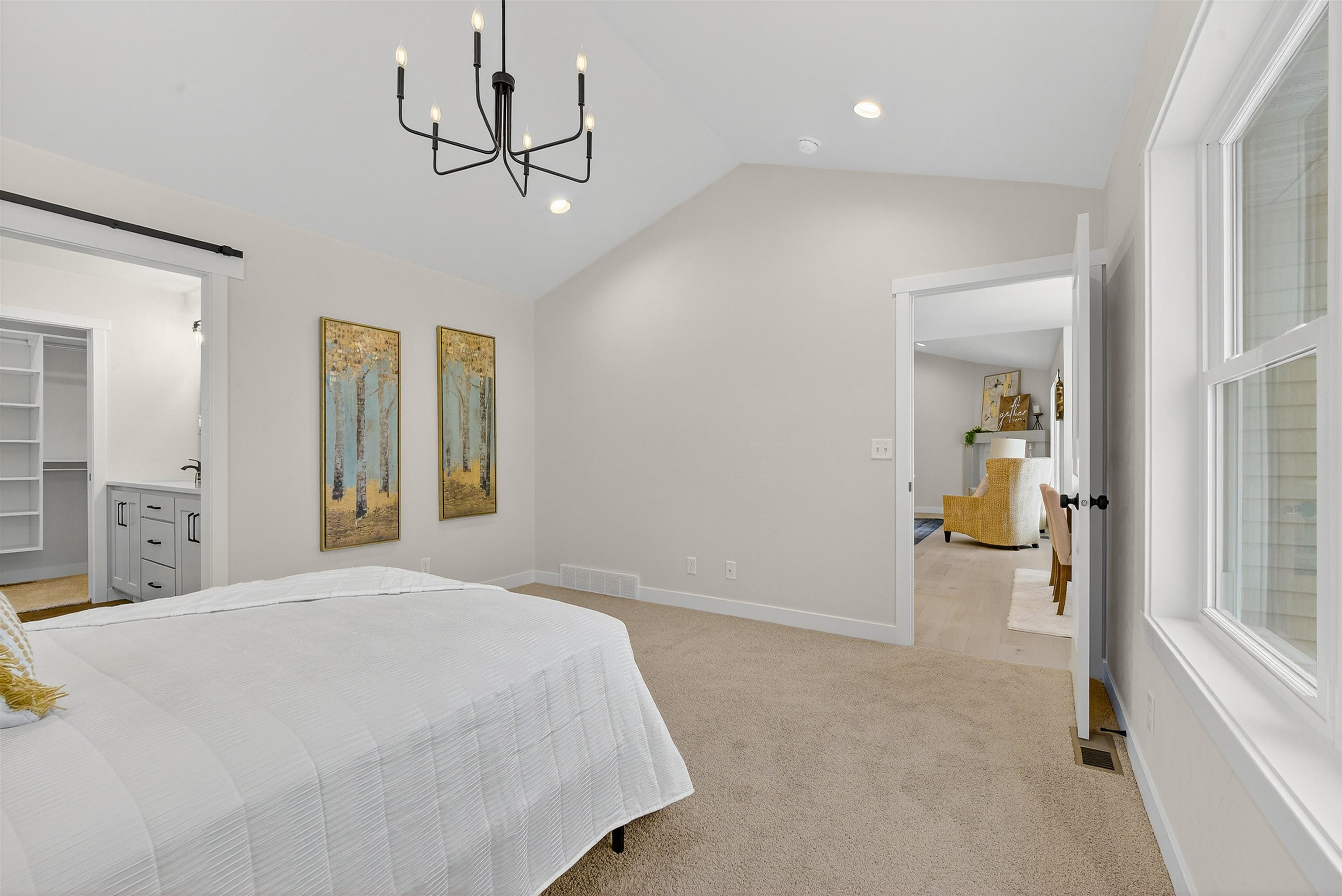 MENASHA, Wisconsin, 54952, United States, 4 Bedrooms Bedrooms, ,3 BathroomsBathrooms,Residential,For Sale,1996198