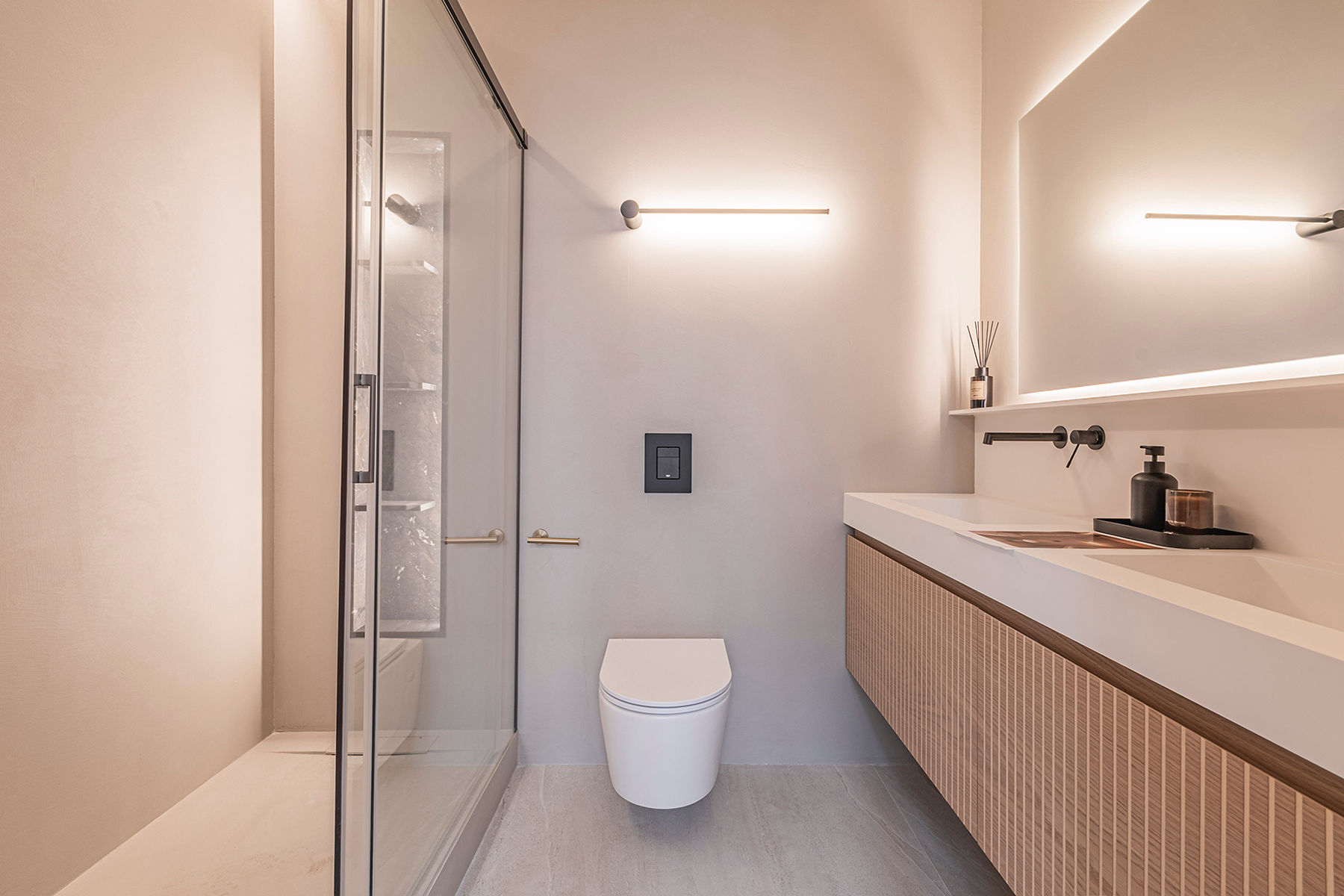  Designer Upper-Floor Apartment with Private Terrace in the Quadrat d’Or - 物件實景