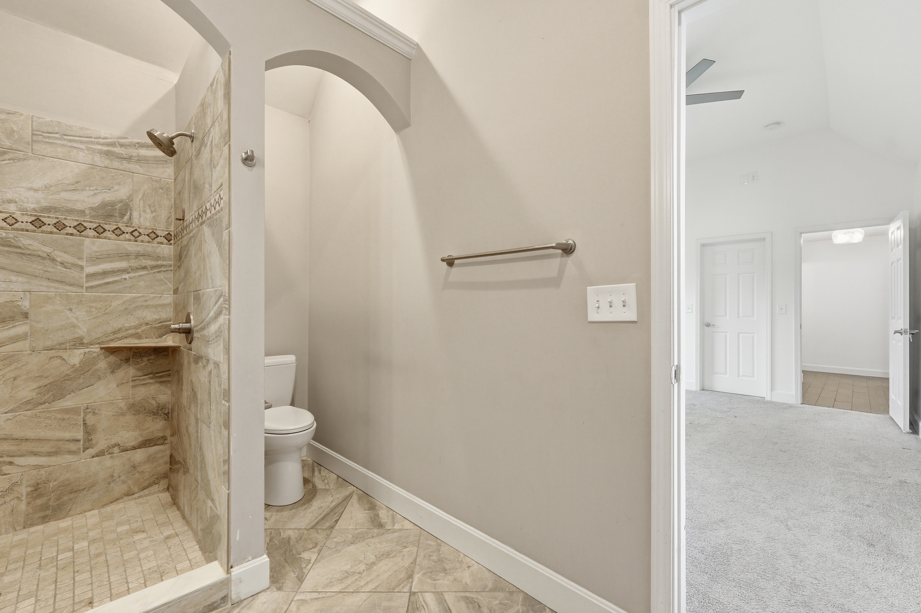  225 Brown Avenue, Louisville, KY 40207 - 物件實景