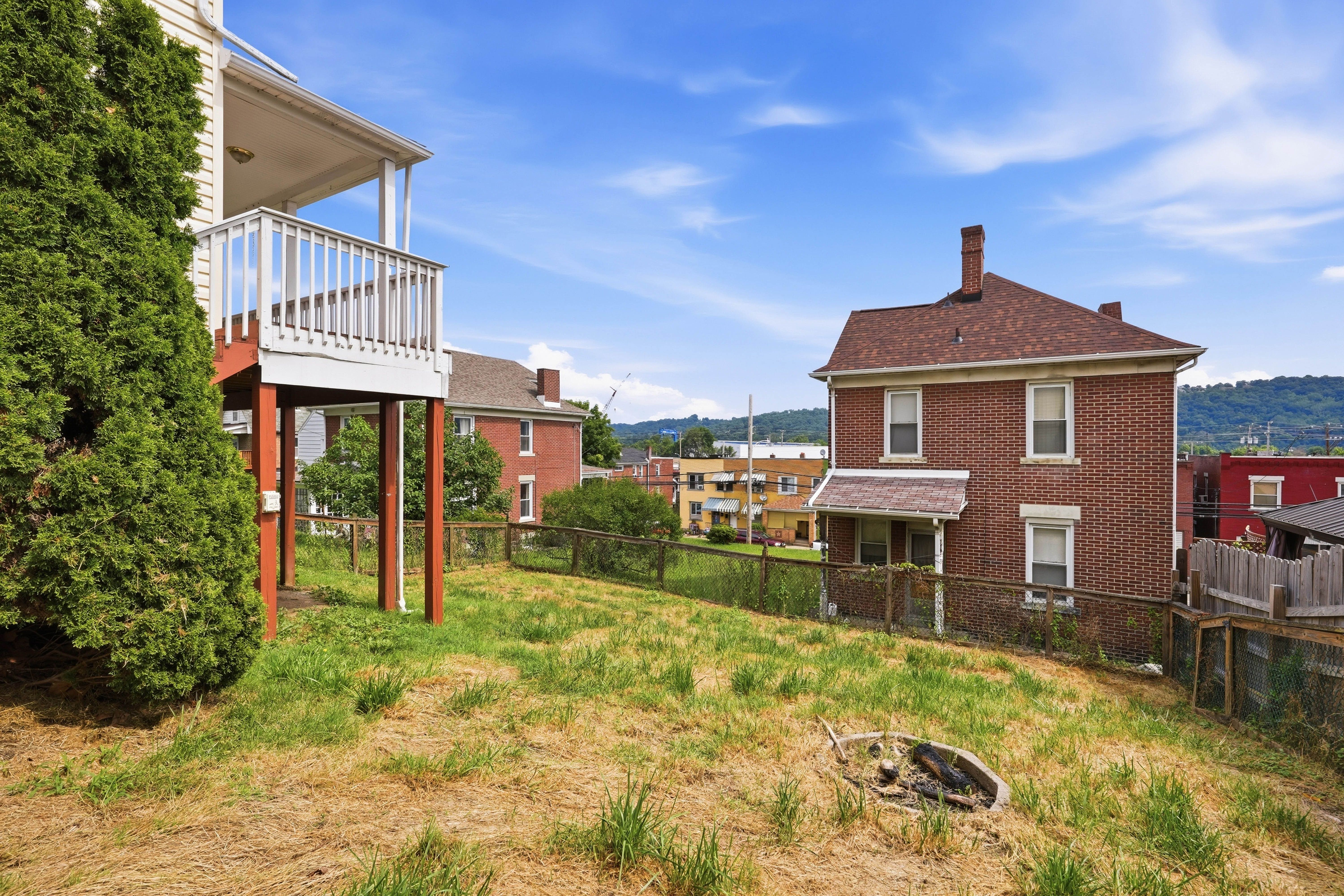  636 1/2 Fifth Avenue, Coraopolis, PA 15108 - 物件實景