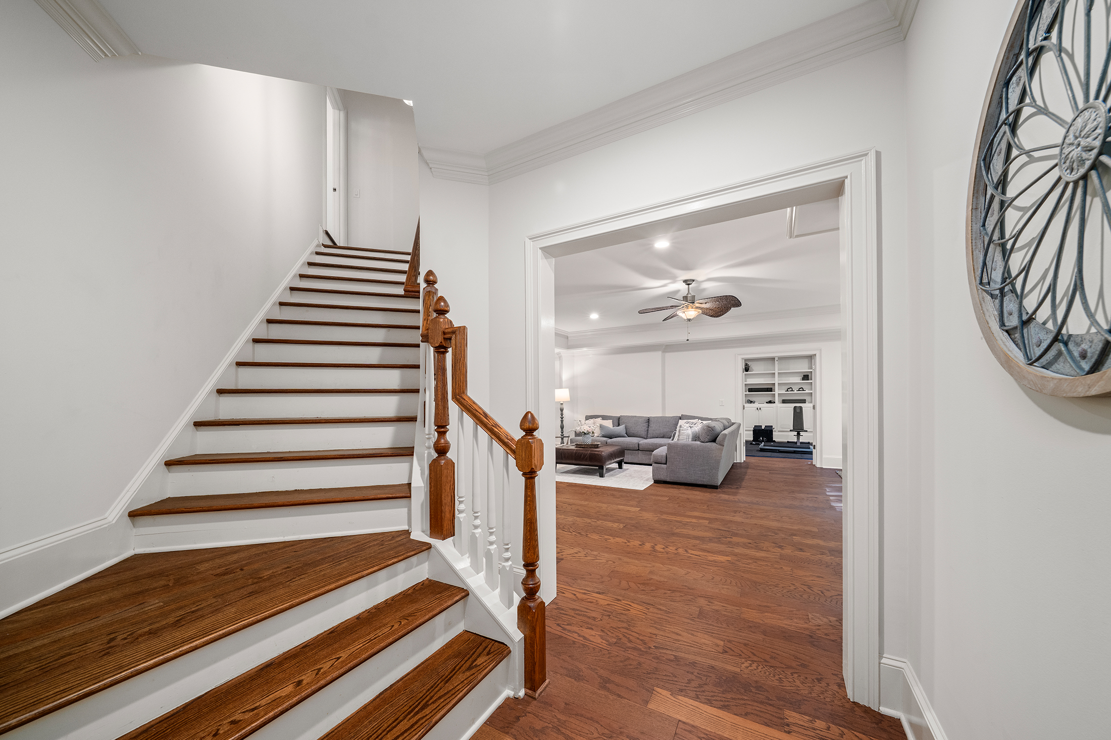  Located Within the Gated Greystone Farms Community in Milton - 物件實景