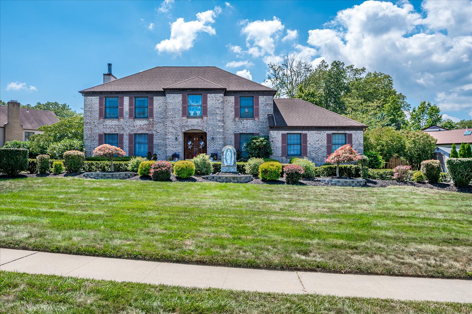 Eatontown, New Jersey, 07724, United States, 9 Bedrooms Bedrooms, ,4 BathroomsBathrooms,Residential,For Sale,1910757