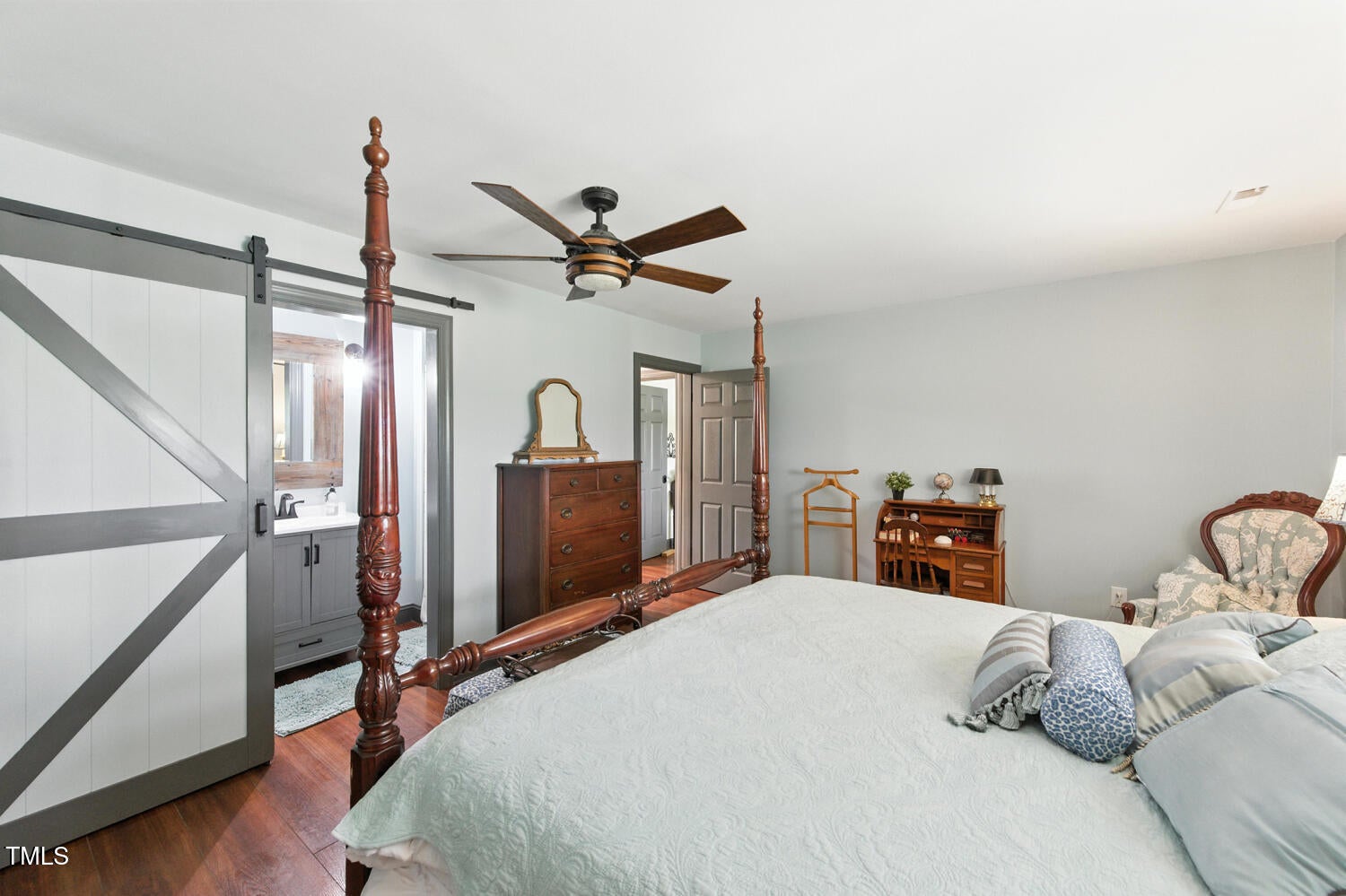 Newton Grove, North Carolina, 28366, United States, 5 Bedrooms Bedrooms, ,8 BathroomsBathrooms,Residential,For Sale,1892259
