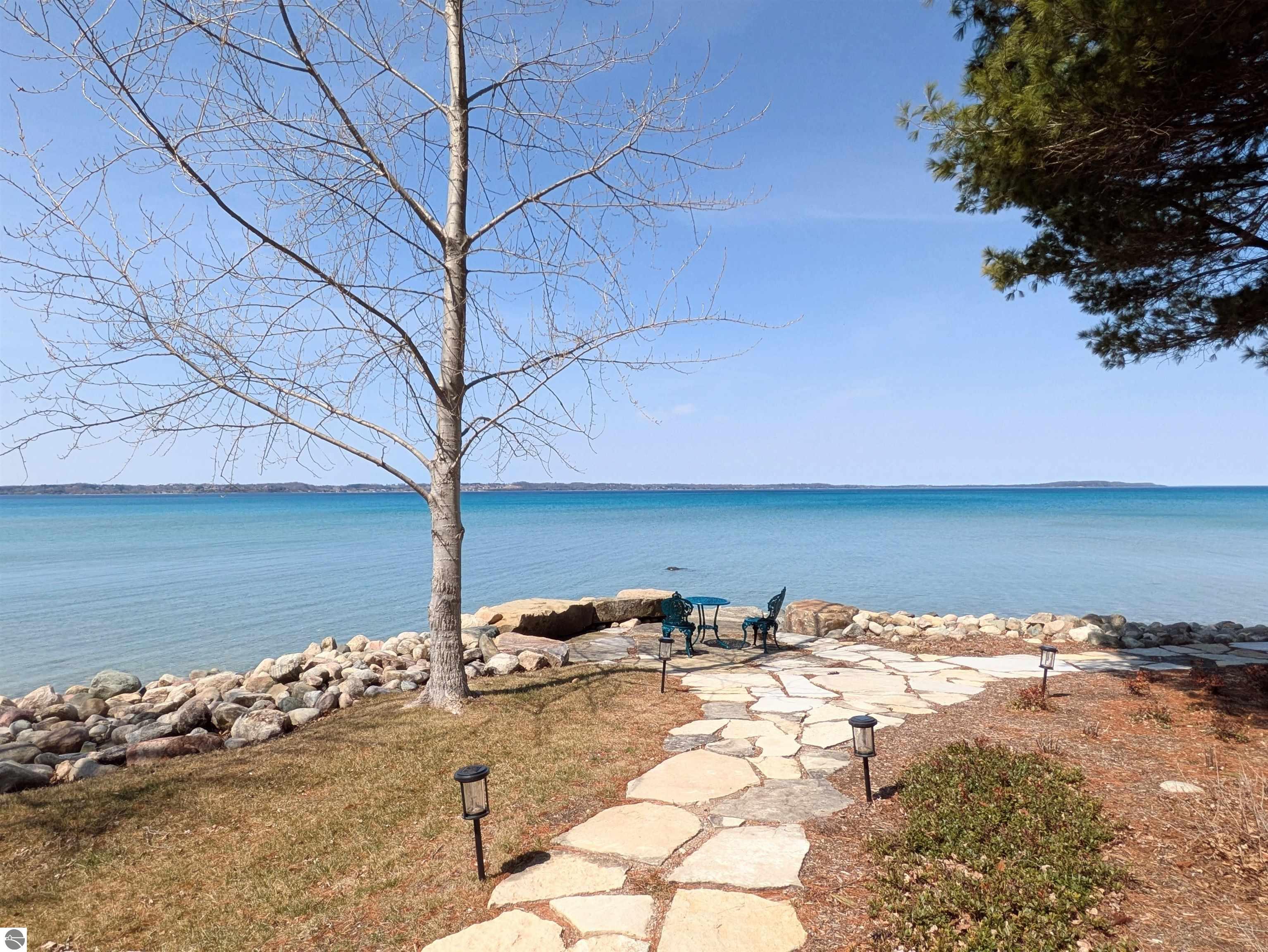 Elk Rapids, Michigan, 49629, United States, 6 Bedrooms Bedrooms, ,8 BathroomsBathrooms,Residential,For Sale,1974681