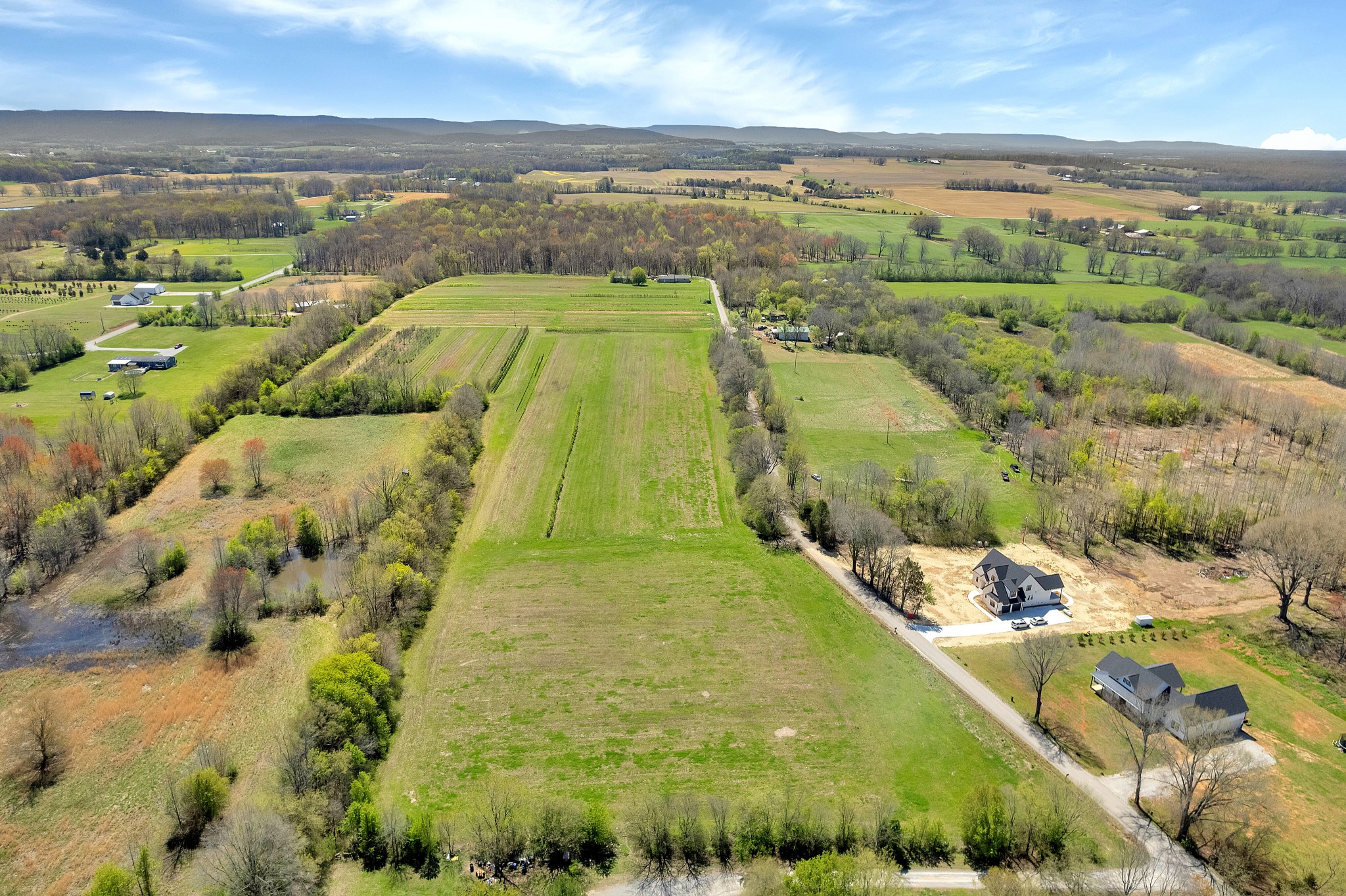 Winchester, Tennessee, 37398, United States, ,Residential,For Sale,1899351