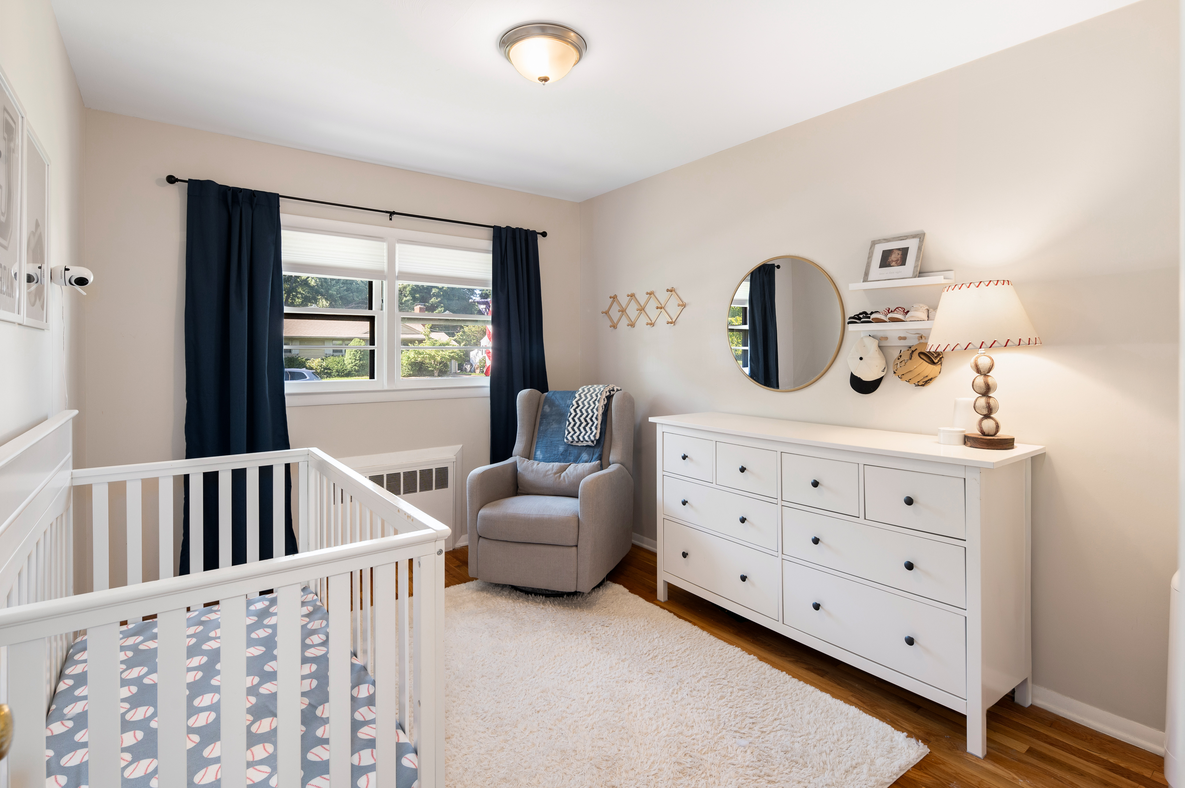 Fully modernized 3-bedroom ranch in a quiet, beautiful neighborhood. - 物件實景