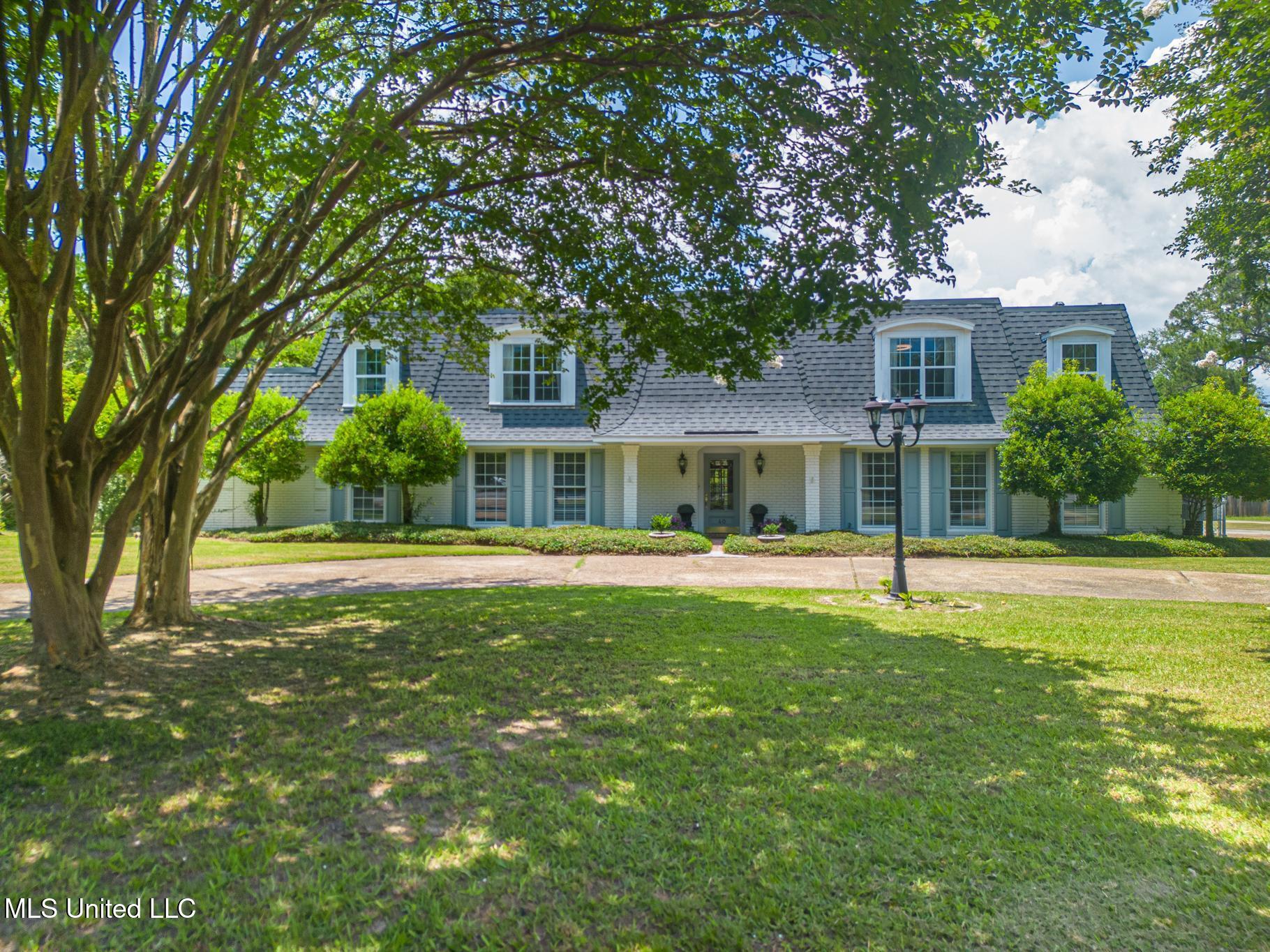 Gulfport, Mississippi, 39507, United States, 4 Bedrooms Bedrooms, ,4 BathroomsBathrooms,Residential,For Sale,1876501