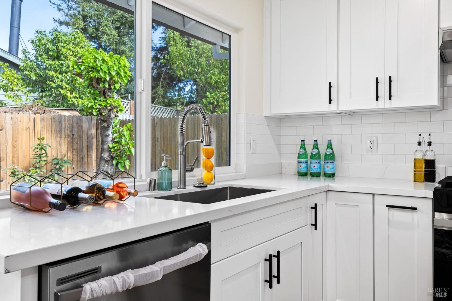 Santa Rosa, California, 95404, United States, 3 Bedrooms Bedrooms, ,2 BathroomsBathrooms,Residential,For Sale,1872467