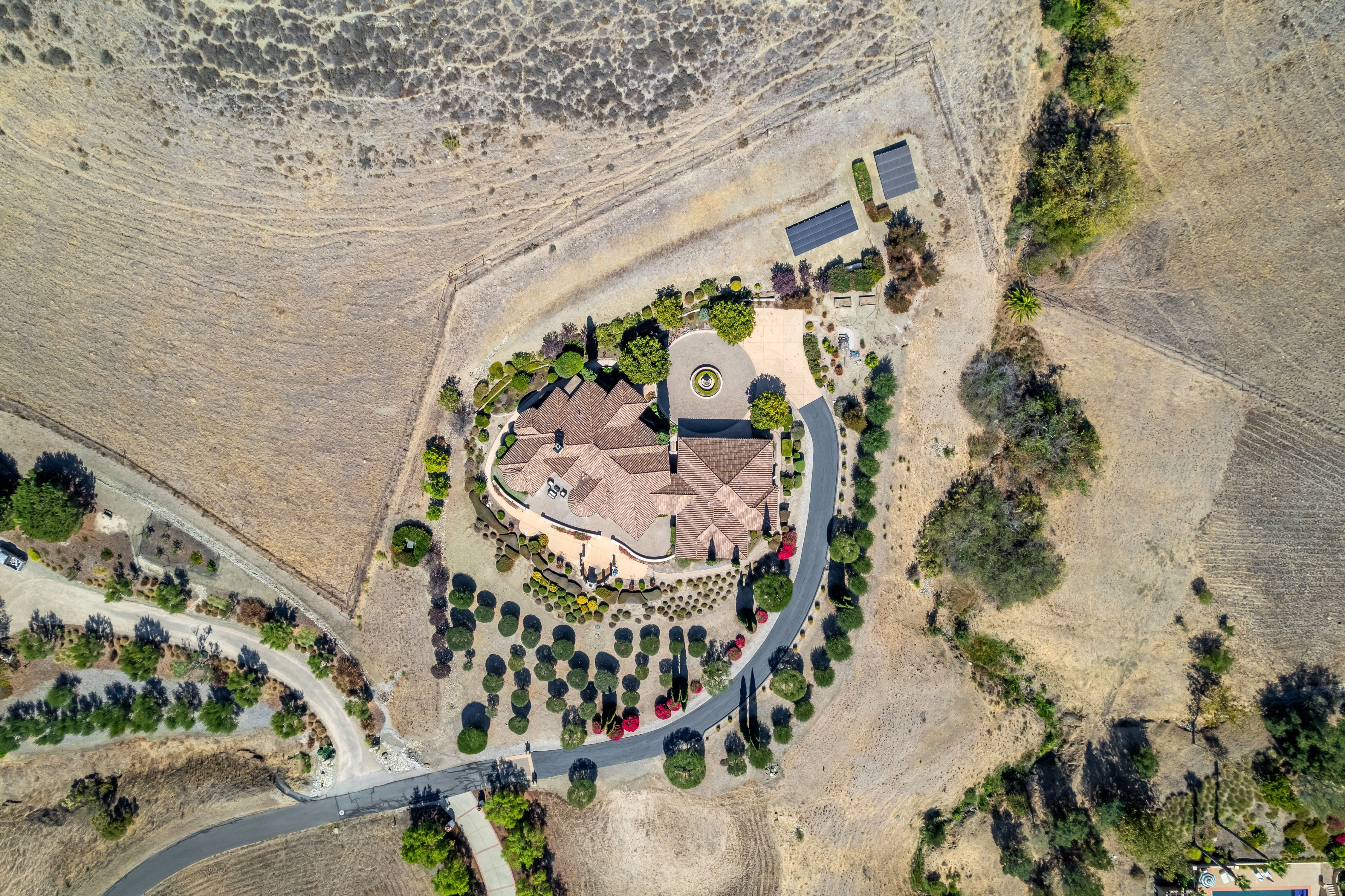  Edna Valley Mediterranean-Style Home with Panoramic Views - 物件實景