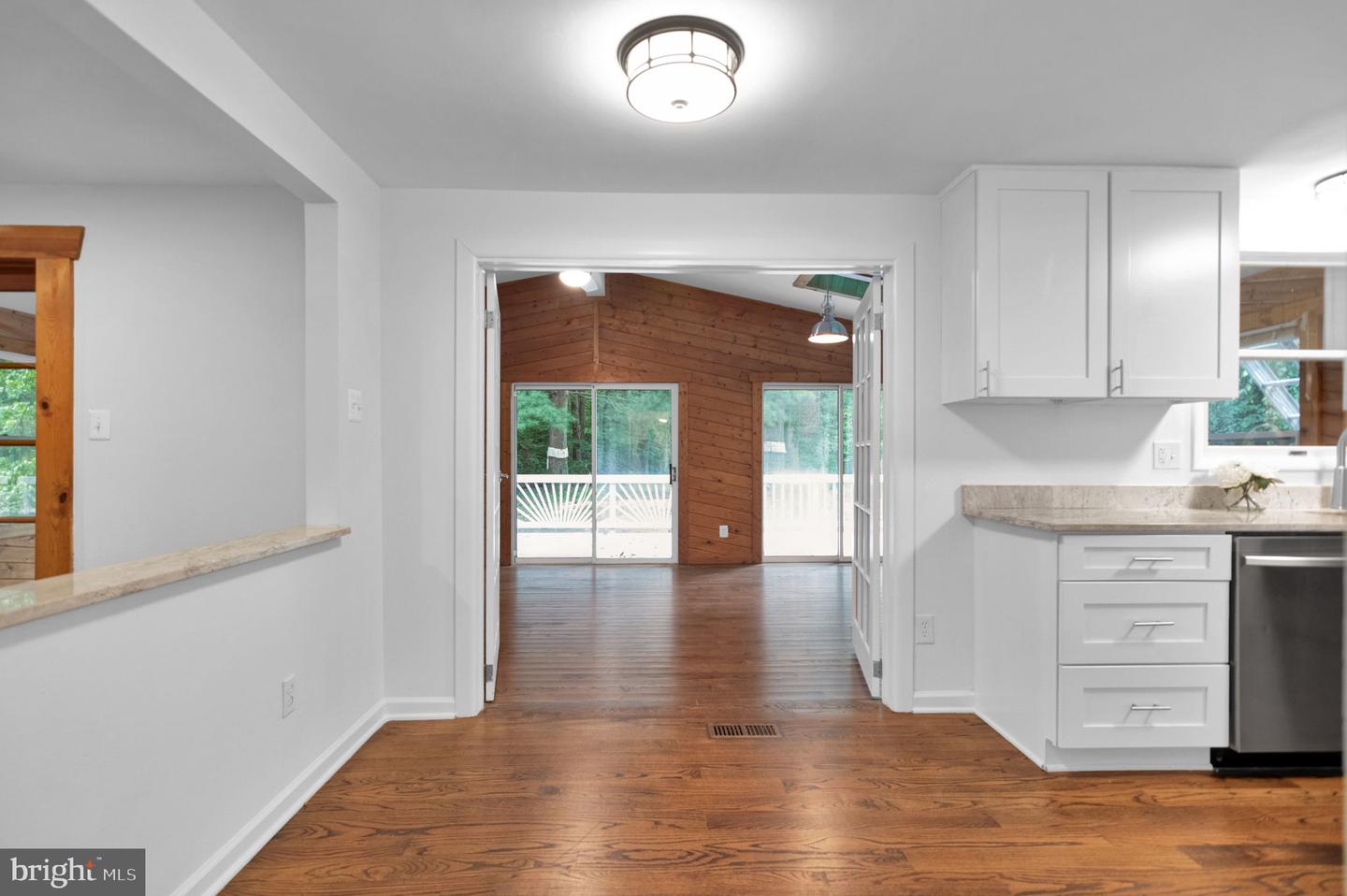Fairfax, Virginia, 22030, United States, 4 Bedrooms Bedrooms, ,3 BathroomsBathrooms,Residential,For Sale,1896829