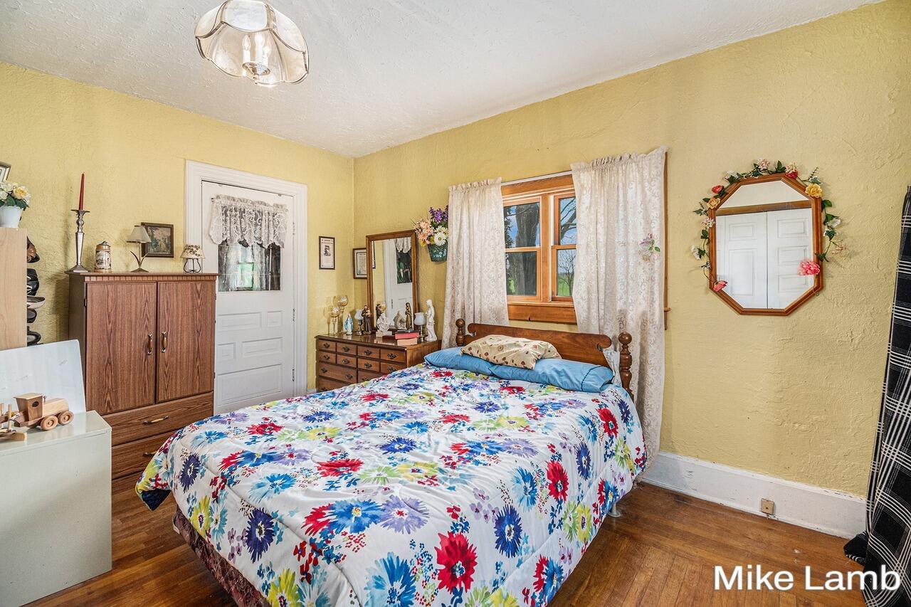 Kent City, Michigan, 49330, United States, 4 Bedrooms Bedrooms, ,1 BathroomBathrooms,Residential,For Sale,1793109