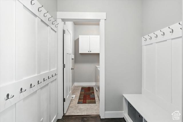 Hyrum, Utah, 84319, United States, 5 Bedrooms Bedrooms, ,3 BathroomsBathrooms,Residential,For Sale,1975409