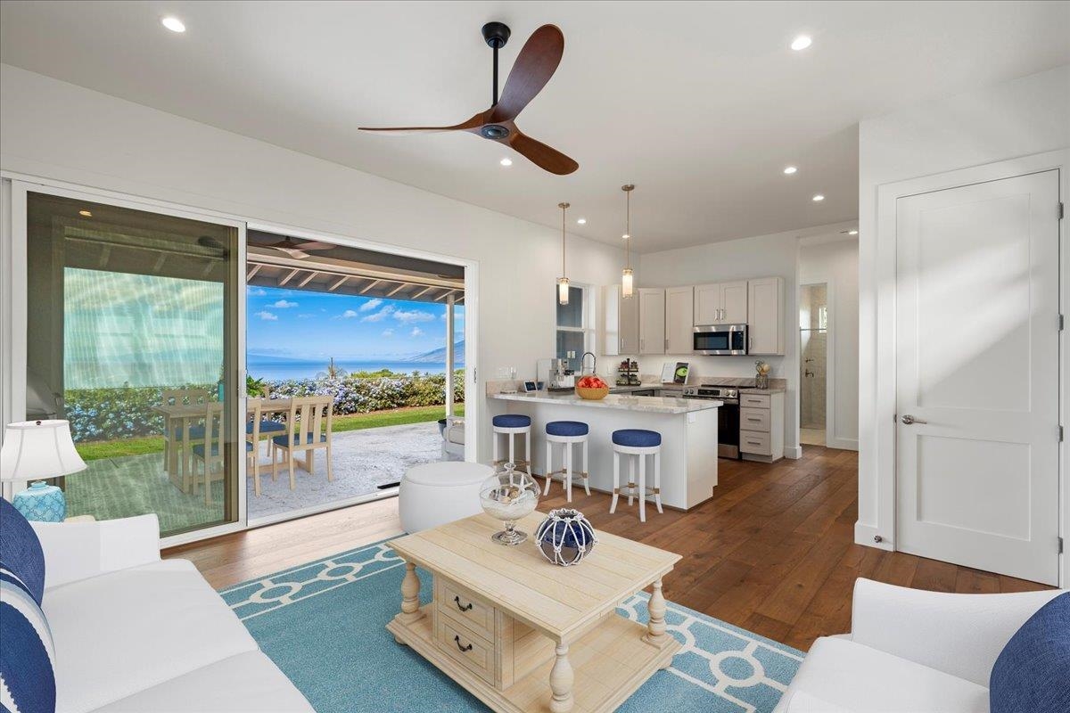 Kihei, Hawaii, 96753, United States, 2 Bedrooms Bedrooms, ,1 BathroomBathrooms,Residential,For Sale,1998812