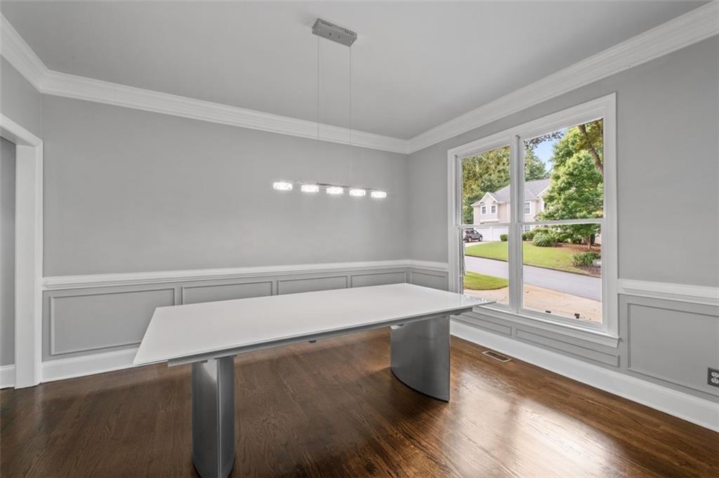 Alpharetta, Georgia, 30022, United States, 4 Bedrooms Bedrooms, ,4 BathroomsBathrooms,Residential,For Sale,1919547