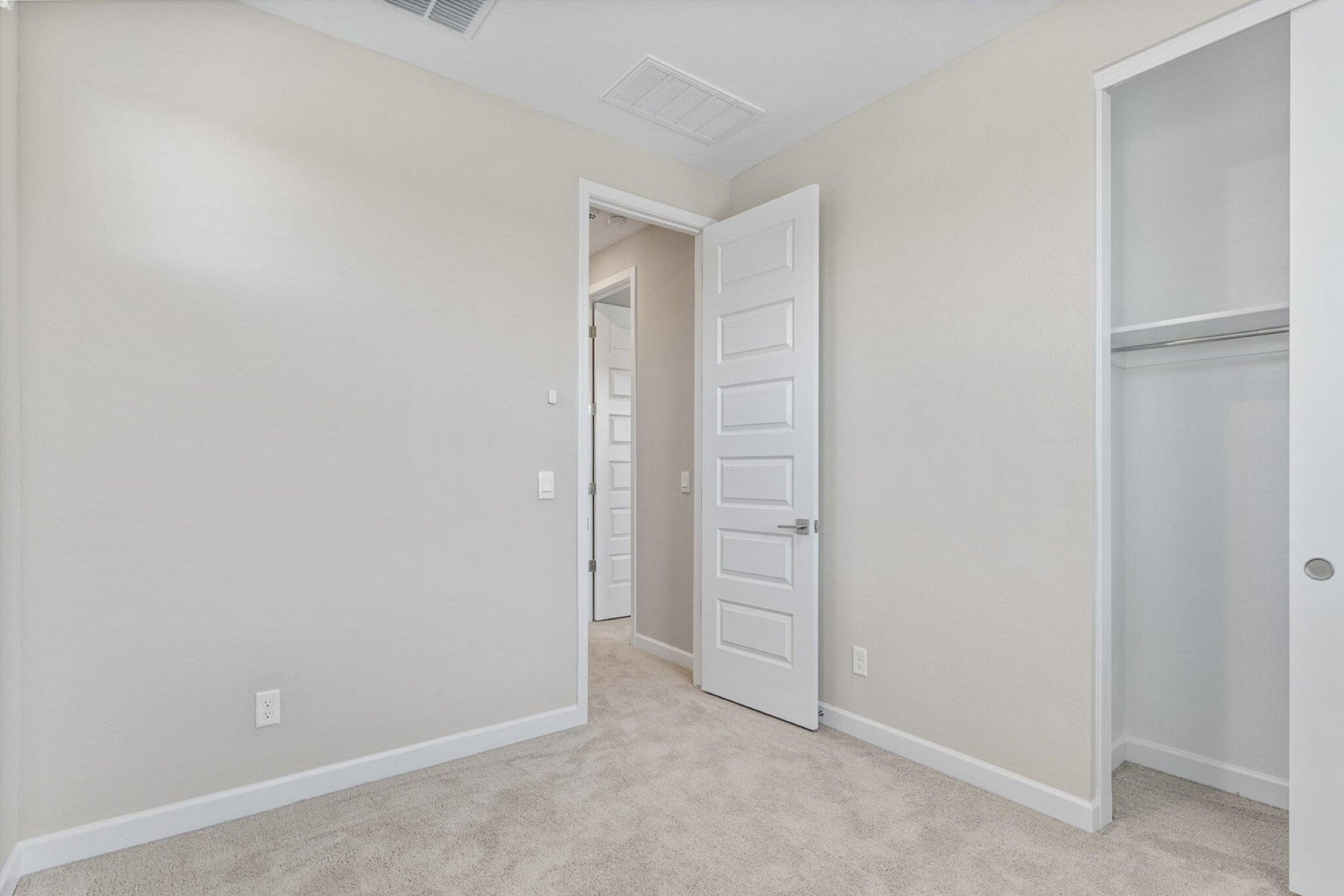  5844 E Covey Lane  Phoenix, AZ - 物件實景