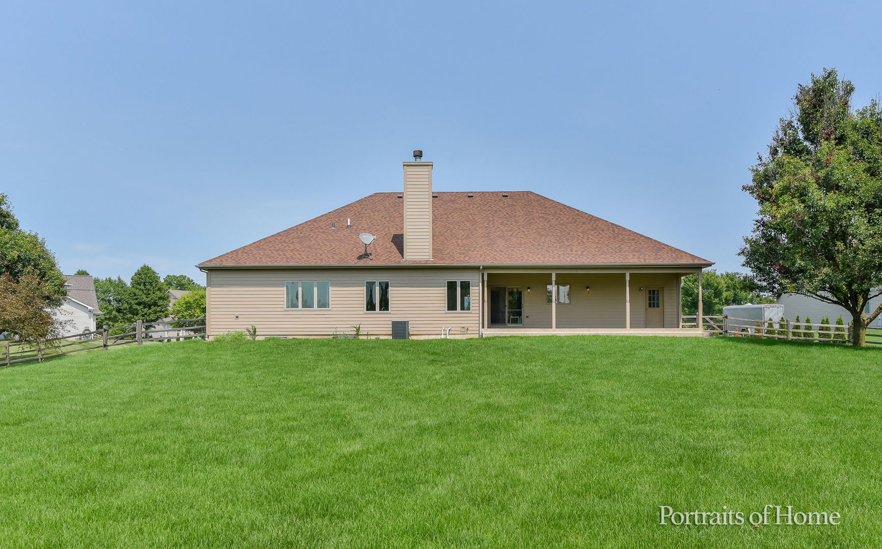Yorkville, Illinois, 60560, United States, 5 Bedrooms Bedrooms, ,4 BathroomsBathrooms,Residential,For Sale,1940402