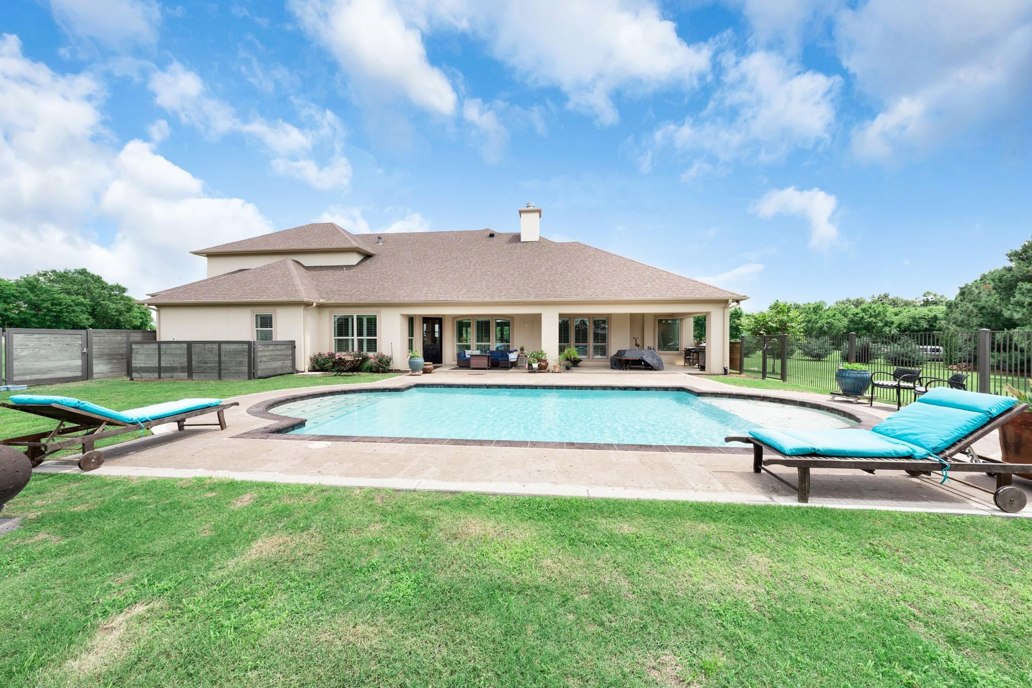 Sulphur Springs, Texas, 75482, United States, 5 Bedrooms Bedrooms, ,4 BathroomsBathrooms,Residential,For Sale,1803498