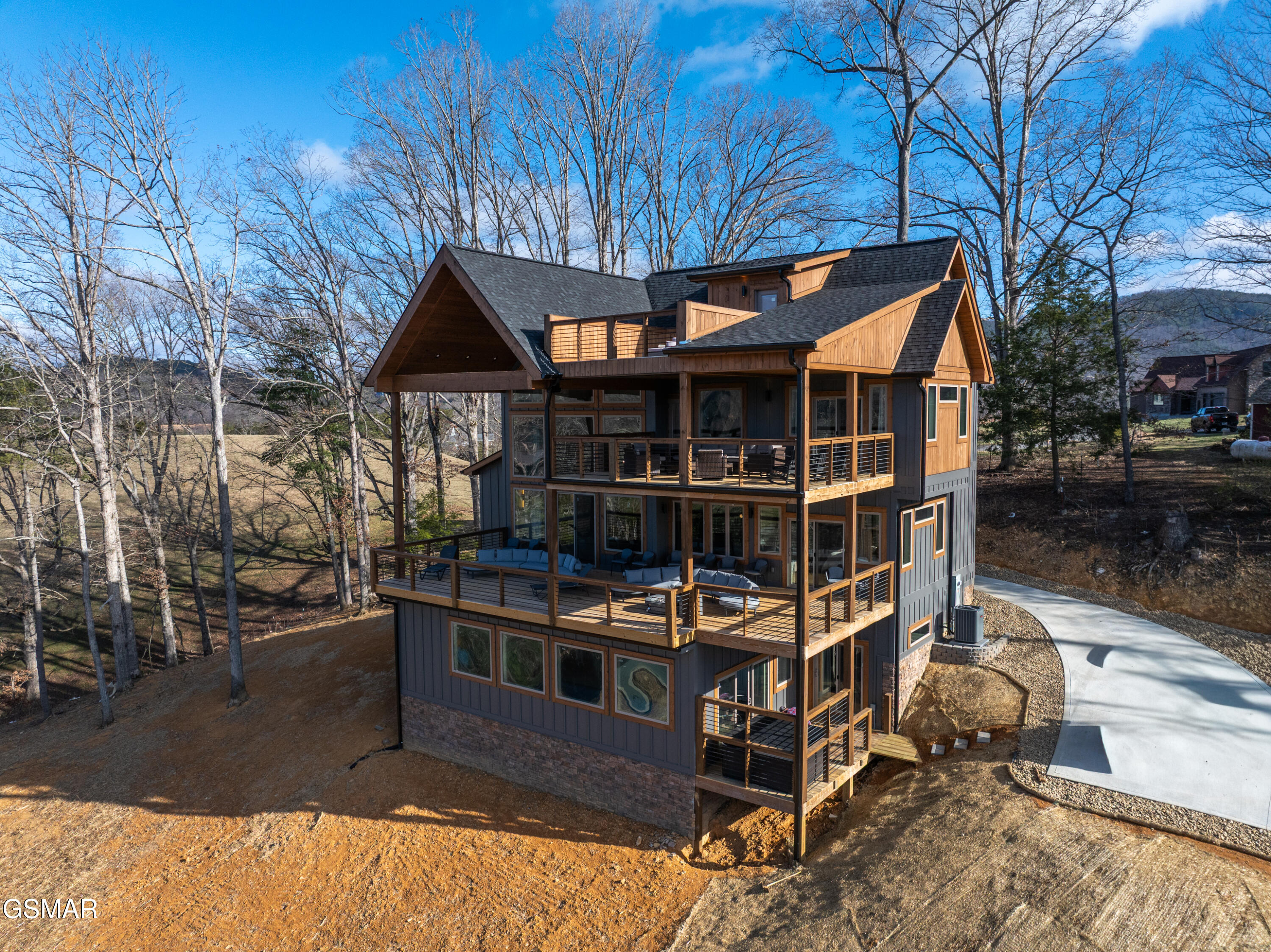 Sevierville, Tennessee, 37862, United States, 5 Bedrooms Bedrooms, ,7 BathroomsBathrooms,Residential,For Sale,2008149