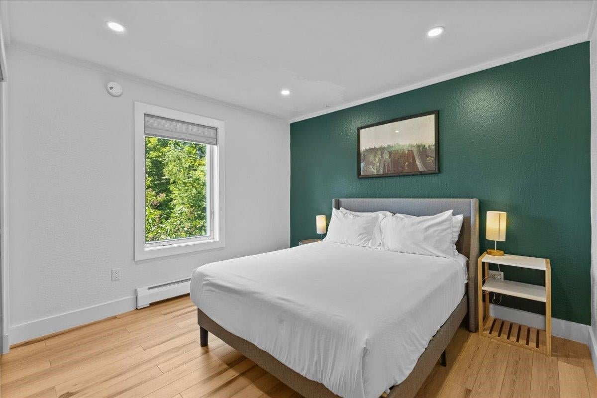 Stowe, Vermont, 05672, United States, 8 Bedrooms Bedrooms, ,5 BathroomsBathrooms,Residential,For Sale,1994933