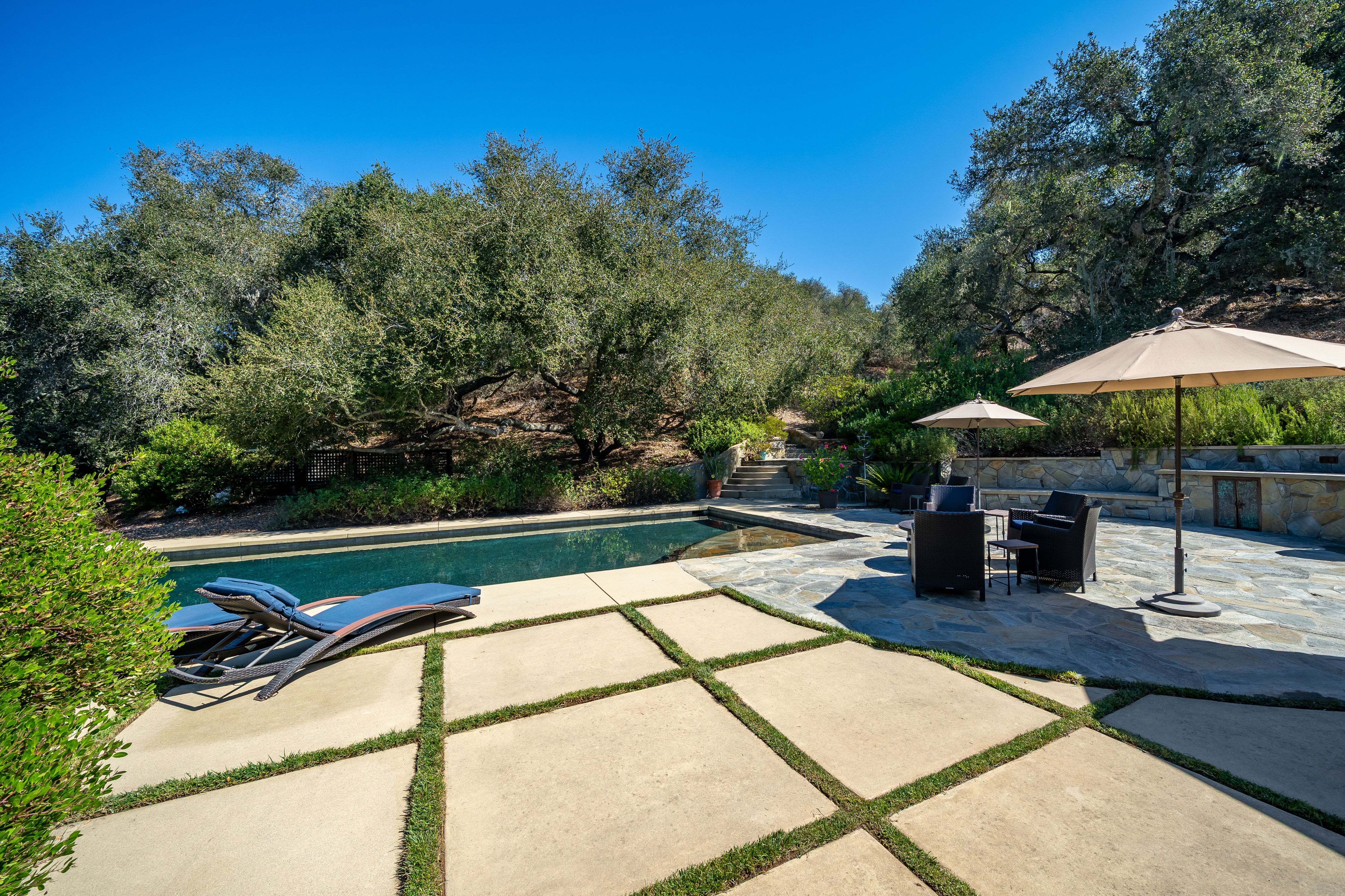  Timeless Craftsman Estate with Resort-Style Outdoor Living - 物件實景