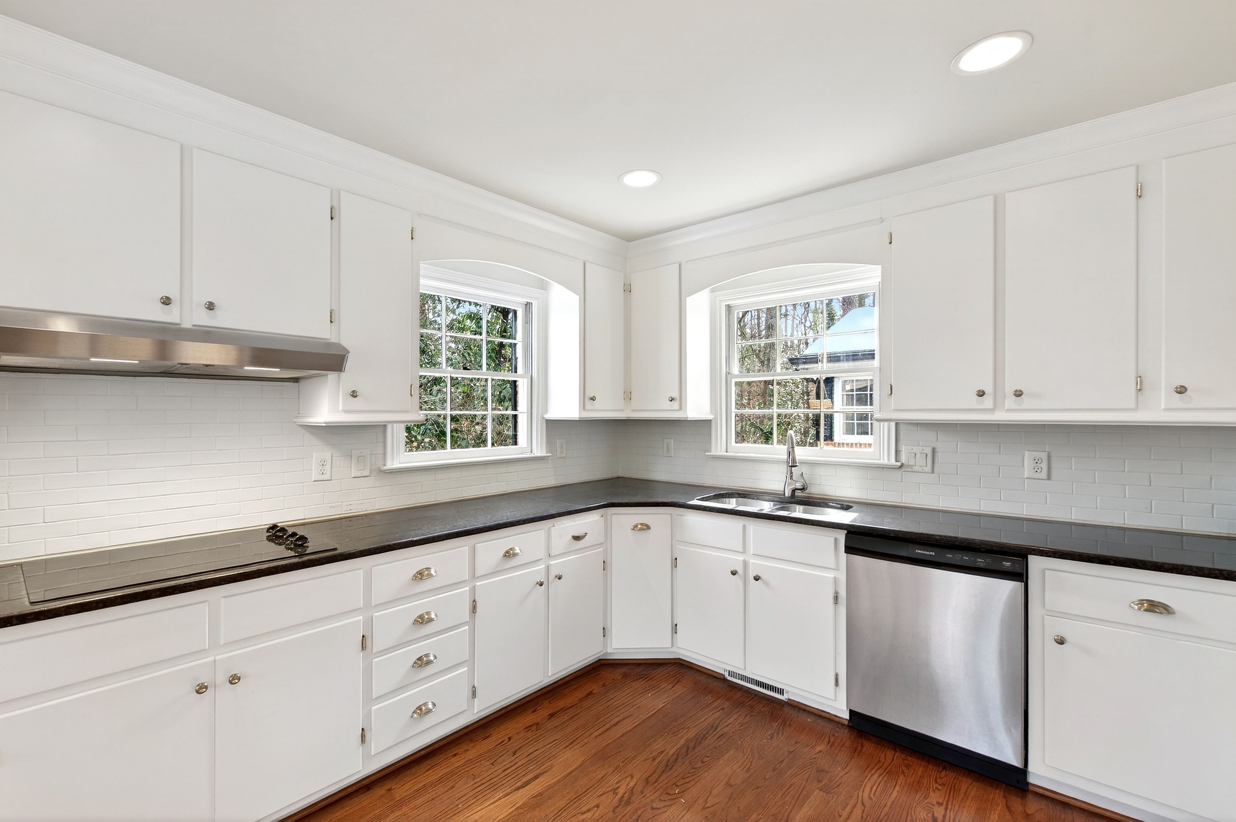  3620 Alamance Drive, Raleigh, NC 27609 - 物件實景