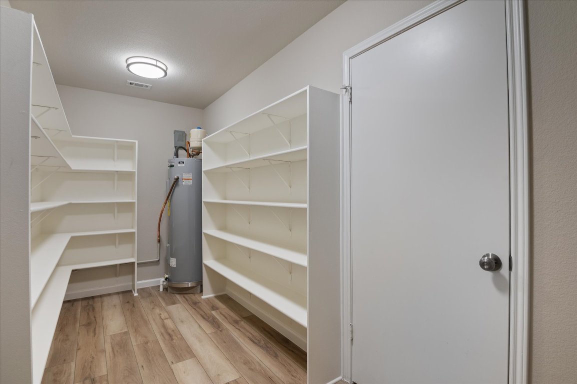 Cedar Park, Texas, 78613, United States, 4 Bedrooms Bedrooms, ,3 BathroomsBathrooms,Residential,For Sale,1971501