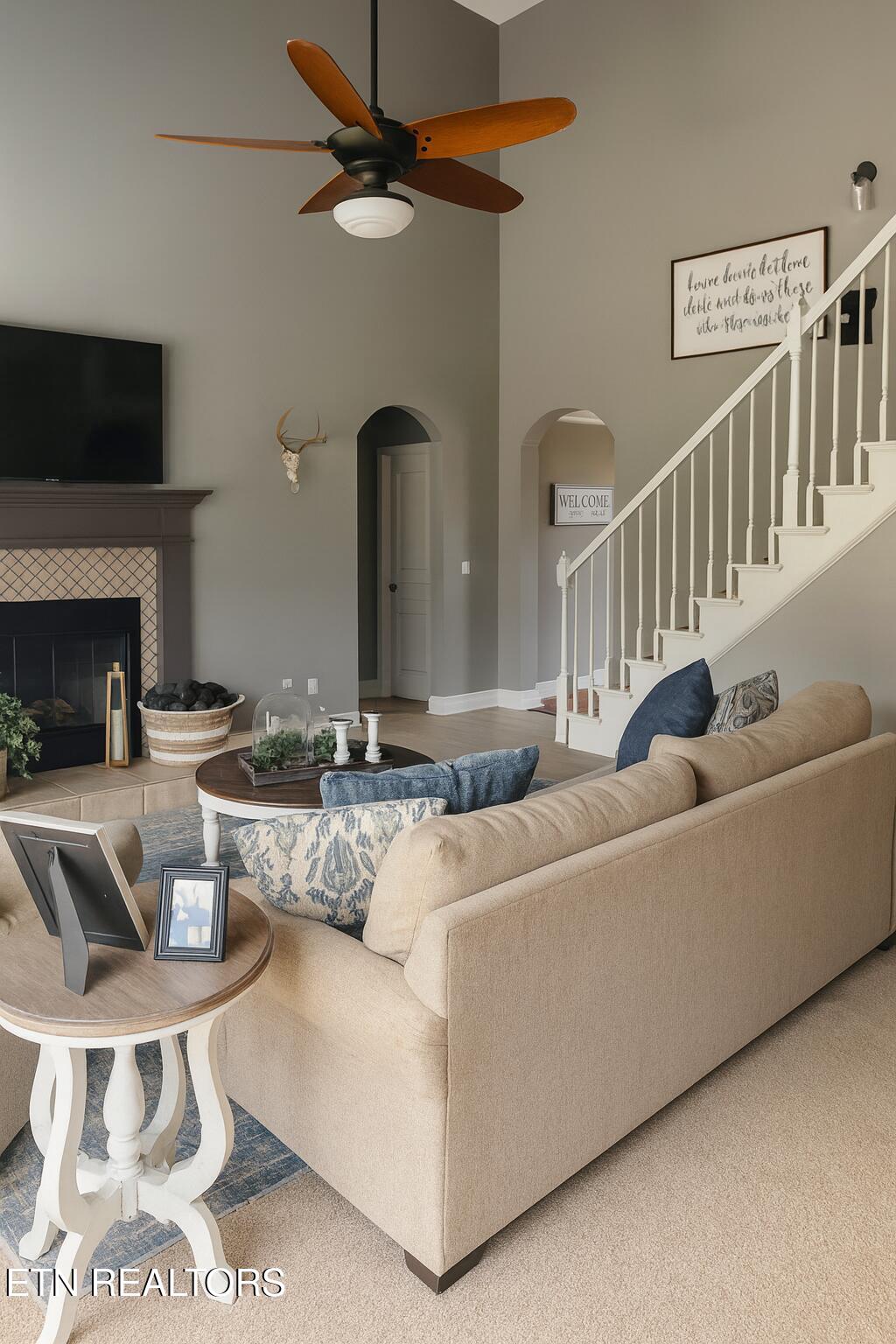 Friendsville, Tennessee, 37737, United States, 3 Bedrooms Bedrooms, ,4 BathroomsBathrooms,Residential,For Sale,1962671