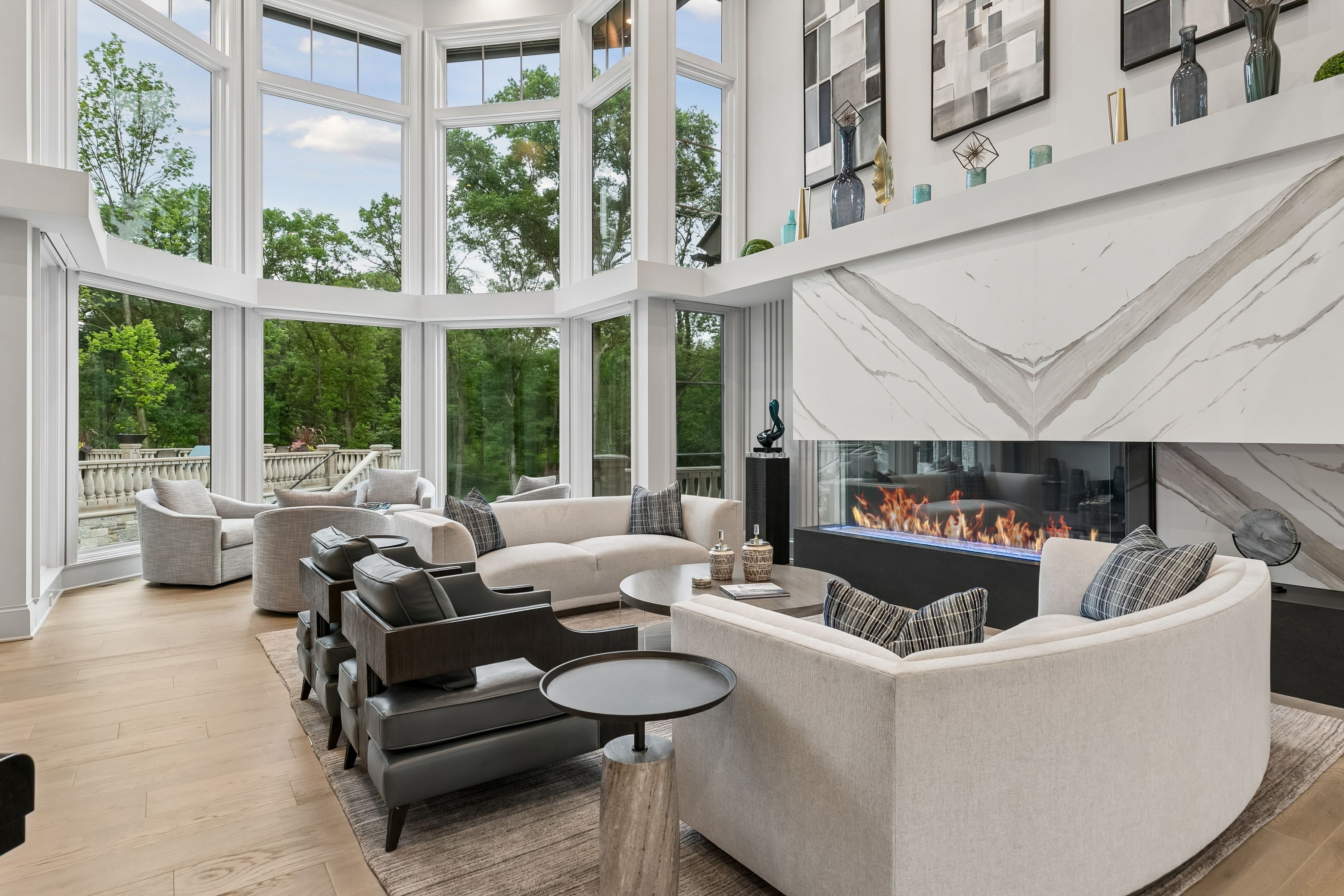  Timeless Elegance on a Private North Oaks Setting - 物件實景