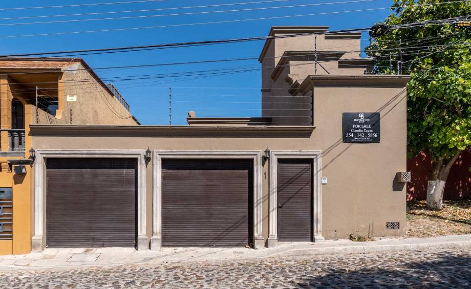 San Miguel de Allende, Guanajuato, 37790, Mexico, 3 Bedrooms Bedrooms, ,3 BathroomsBathrooms,Residential,For Sale,1995897
