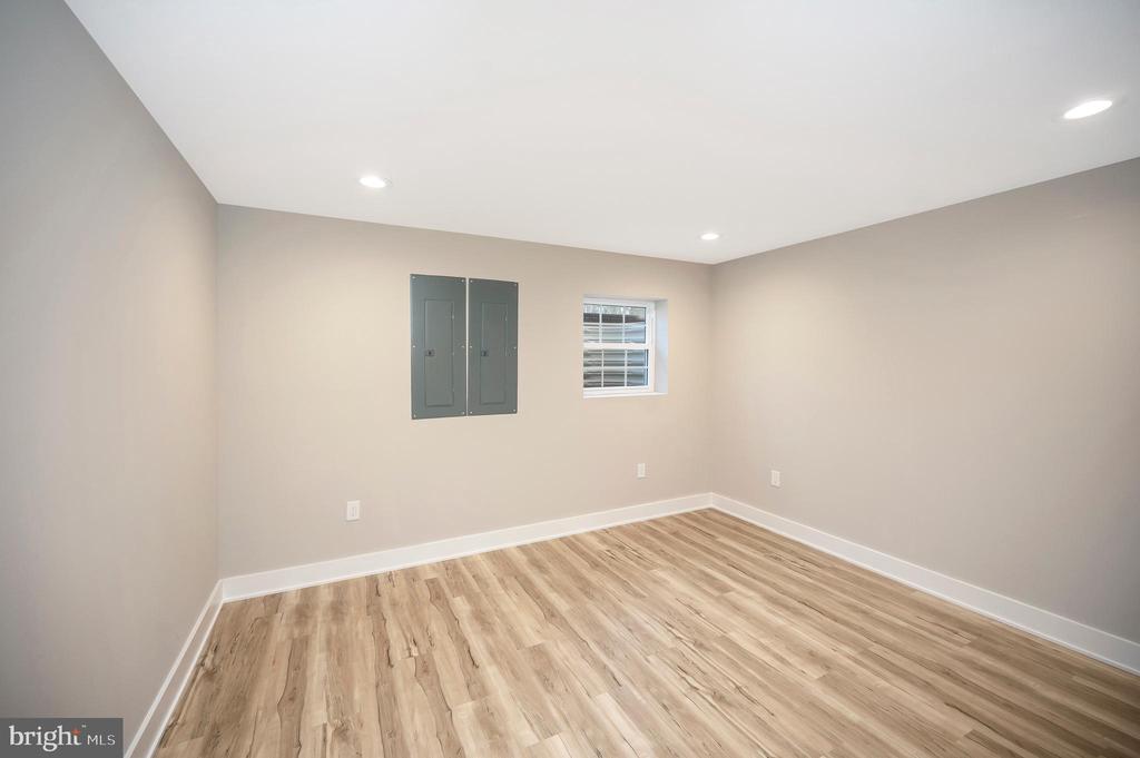 Stafford, Virginia, 22556, United States, 5 Bedrooms Bedrooms, ,4 BathroomsBathrooms,Residential,For Sale,2005720