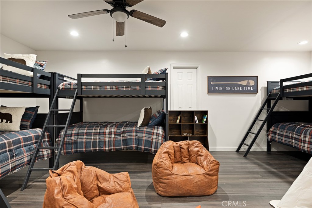 Lake Arrowhead, California, 92352, United States, 4 Bedrooms Bedrooms, ,5 BathroomsBathrooms,Residential,For Sale,1989465