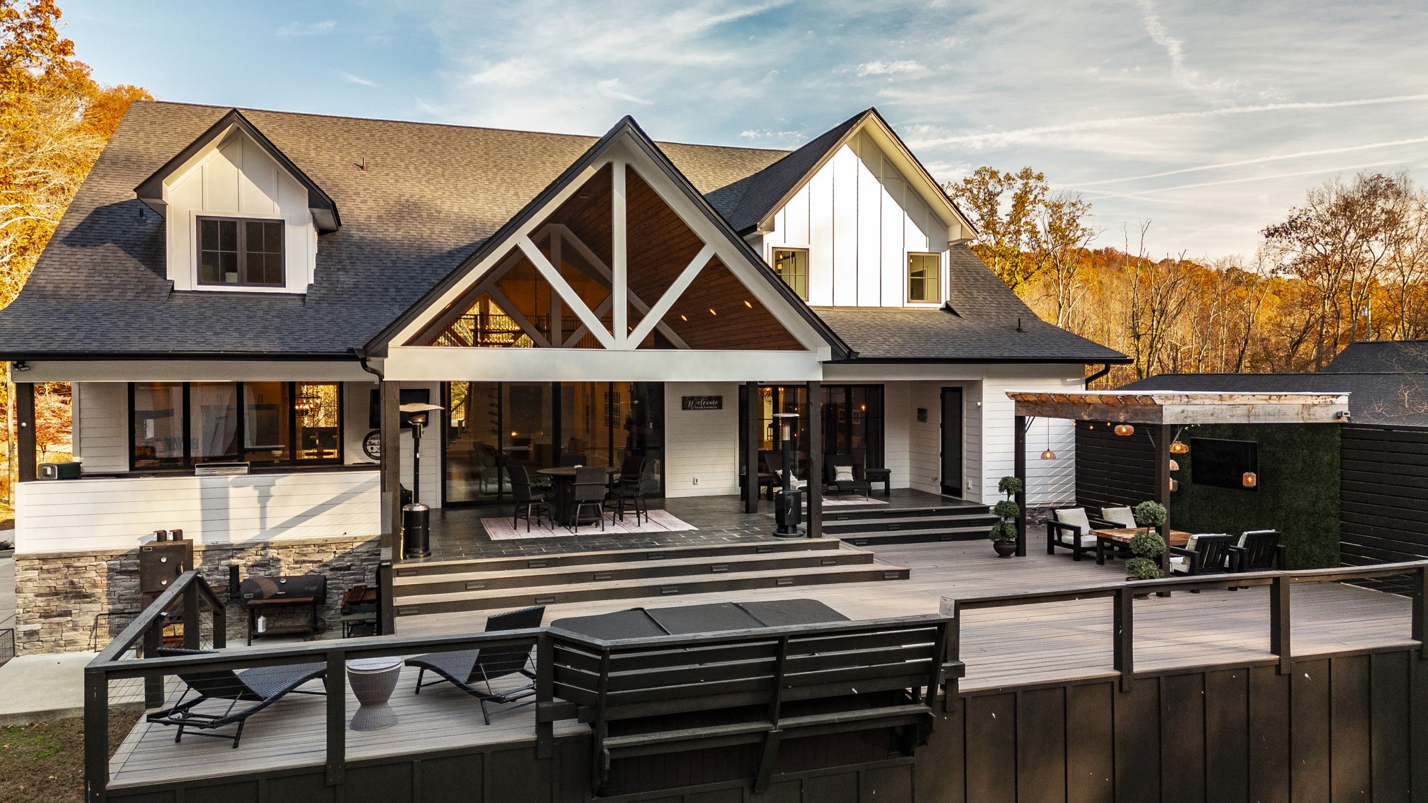 Goodlettsville, Tennessee, 37072, United States, 4 Bedrooms Bedrooms, ,6 BathroomsBathrooms,Residential,For Sale,1996833