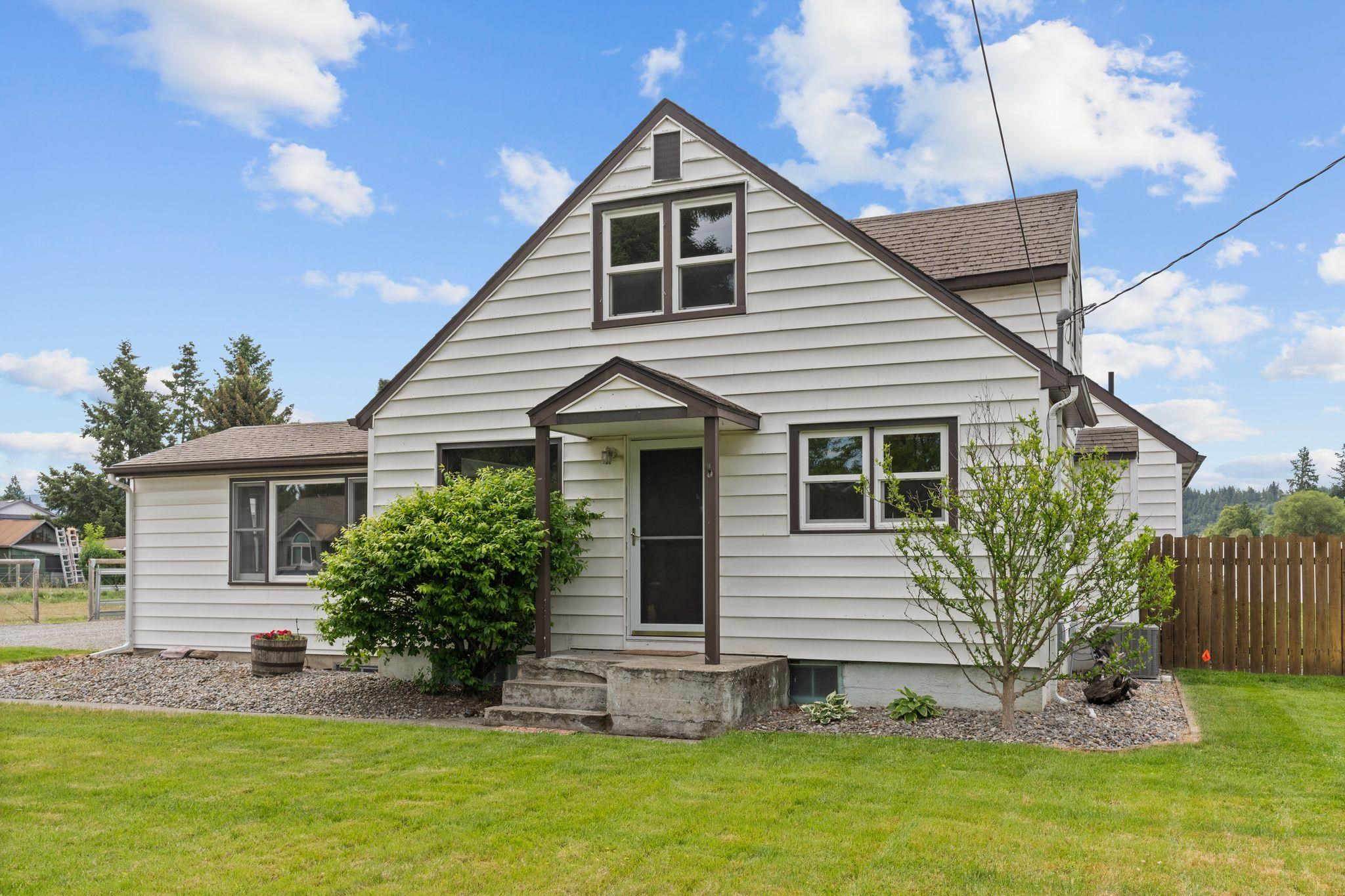 Greenacres, Washington, 99016, United States, 5 Bedrooms Bedrooms, ,2 BathroomsBathrooms,Residential,For Sale,1846797