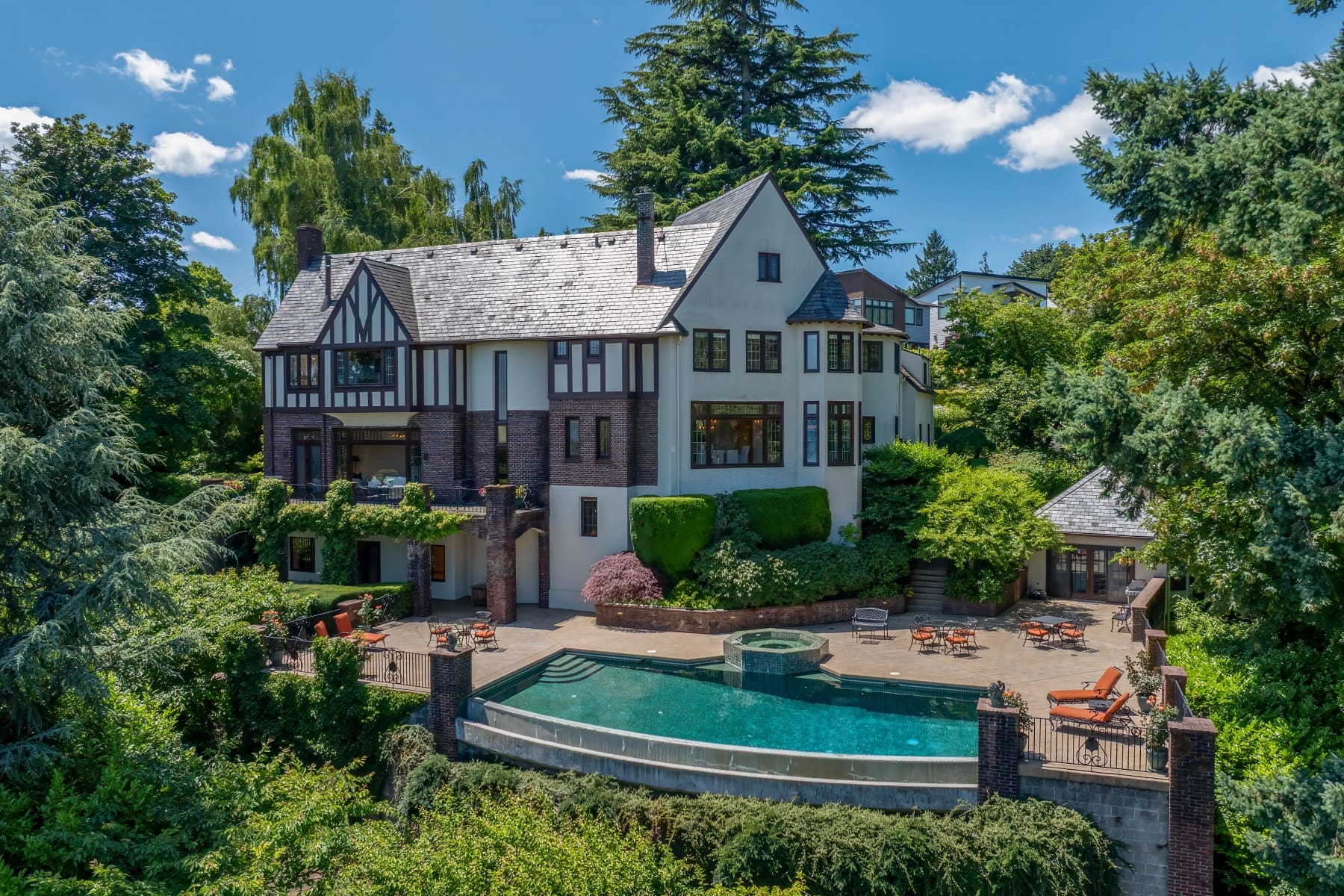  5570 SW MENEFEE DR Portland, OR 97239 - 物件實景