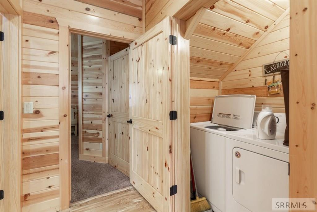 ISLAND PARK, Idaho, 83429, United States, 5 Bedrooms Bedrooms, ,3 BathroomsBathrooms,Residential,For Sale,2005843