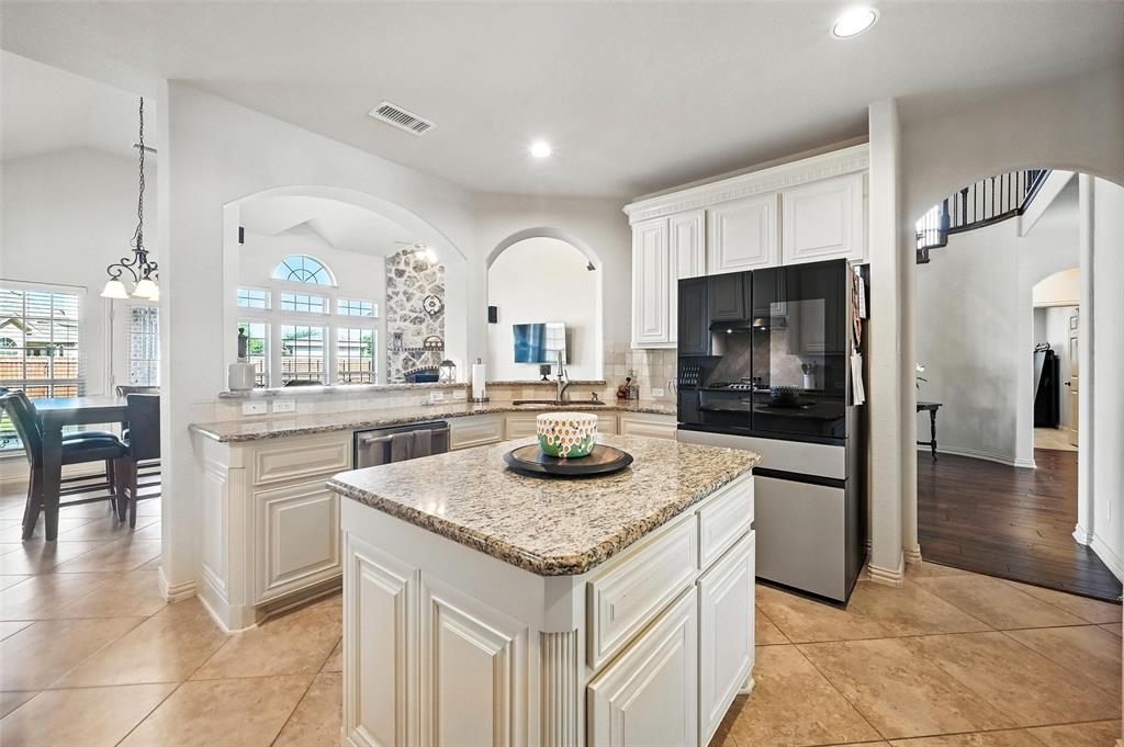 Fort Worth, Texas, 76179, United States, 6 Bedrooms Bedrooms, ,4 BathroomsBathrooms,Residential,For Sale,1906801