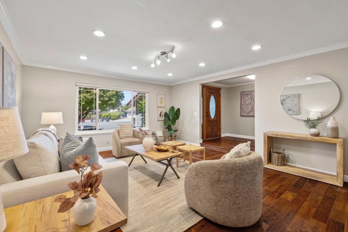 Morgan Hill, California, 95037, United States, 5 Bedrooms Bedrooms, ,3 BathroomsBathrooms,Residential,For Sale,1934202