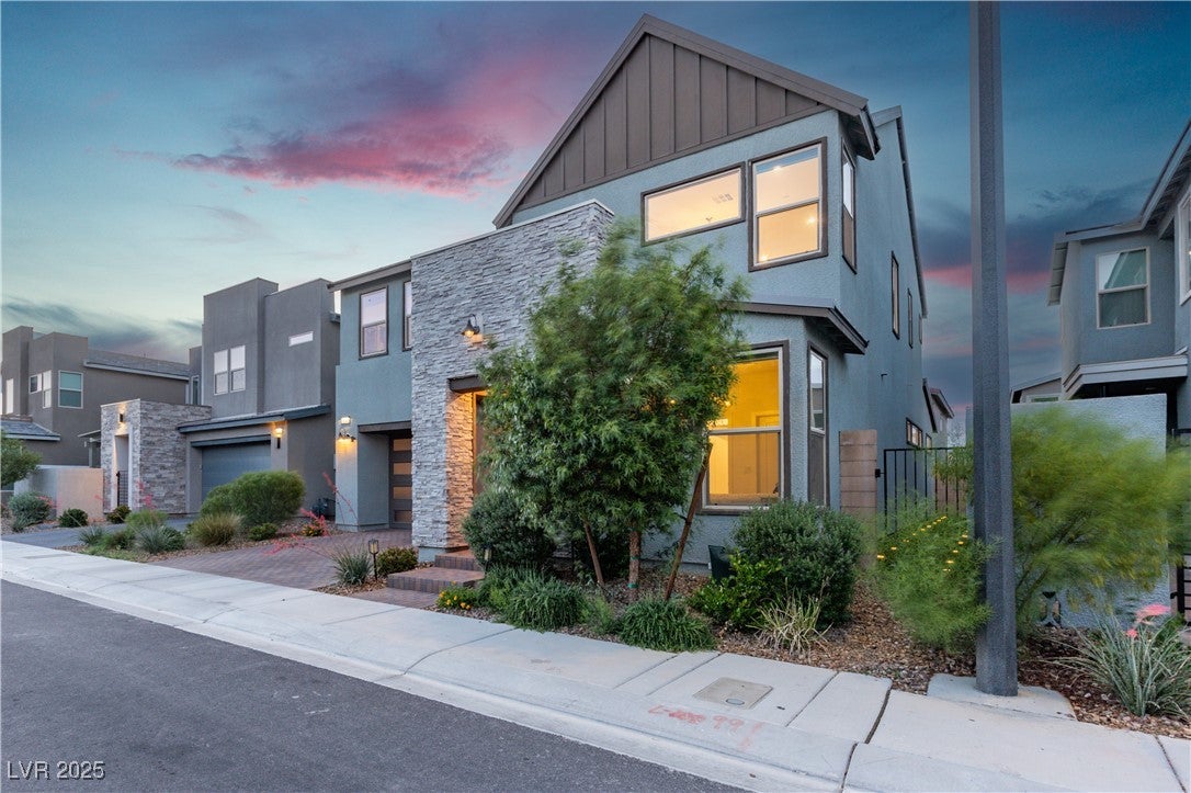 Henderson, Nevada, 89044, United States, 4 Bedrooms Bedrooms, ,2 BathroomsBathrooms,Residential,For Sale,1978774