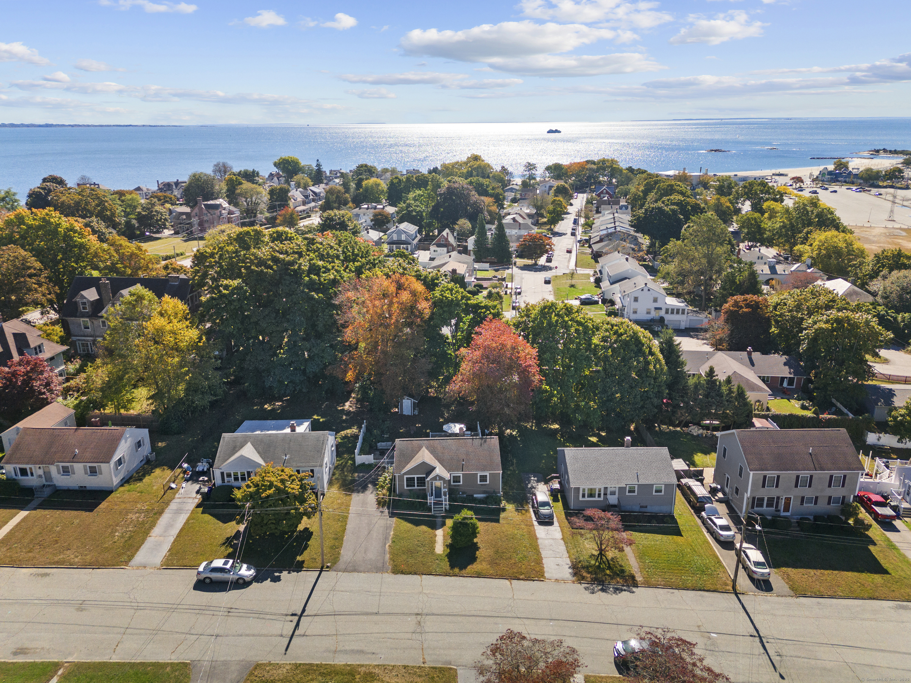 New London, Connecticut, 06320, United States, 2 Bedrooms Bedrooms, ,2 BathroomsBathrooms,Residential,For Sale,1895689