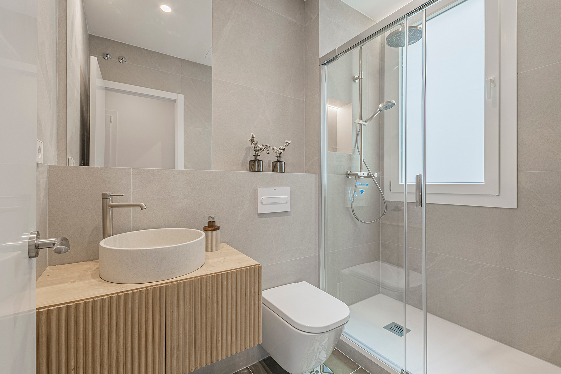  Recently renovated apartment near the sea and mountains - 物件實景