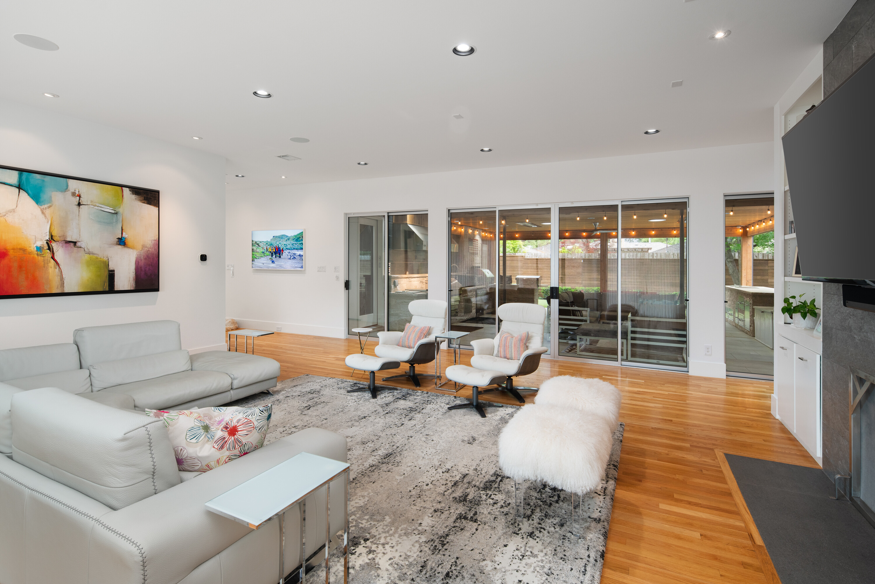  Modern, Distinctive, and Thoughtfully Designed in Melshire Estates - 物件實景