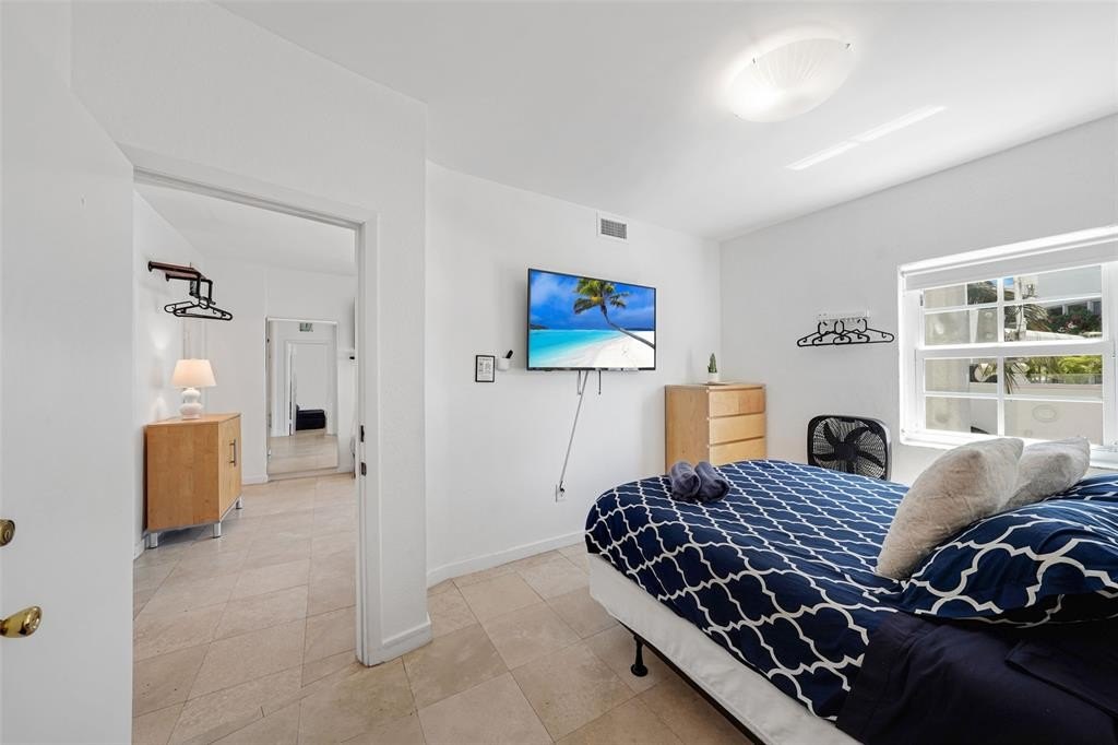 Miami Beach, Florida, 33139, United States, 2 Bedrooms Bedrooms, ,2 BathroomsBathrooms,Residential,For Sale,1923185