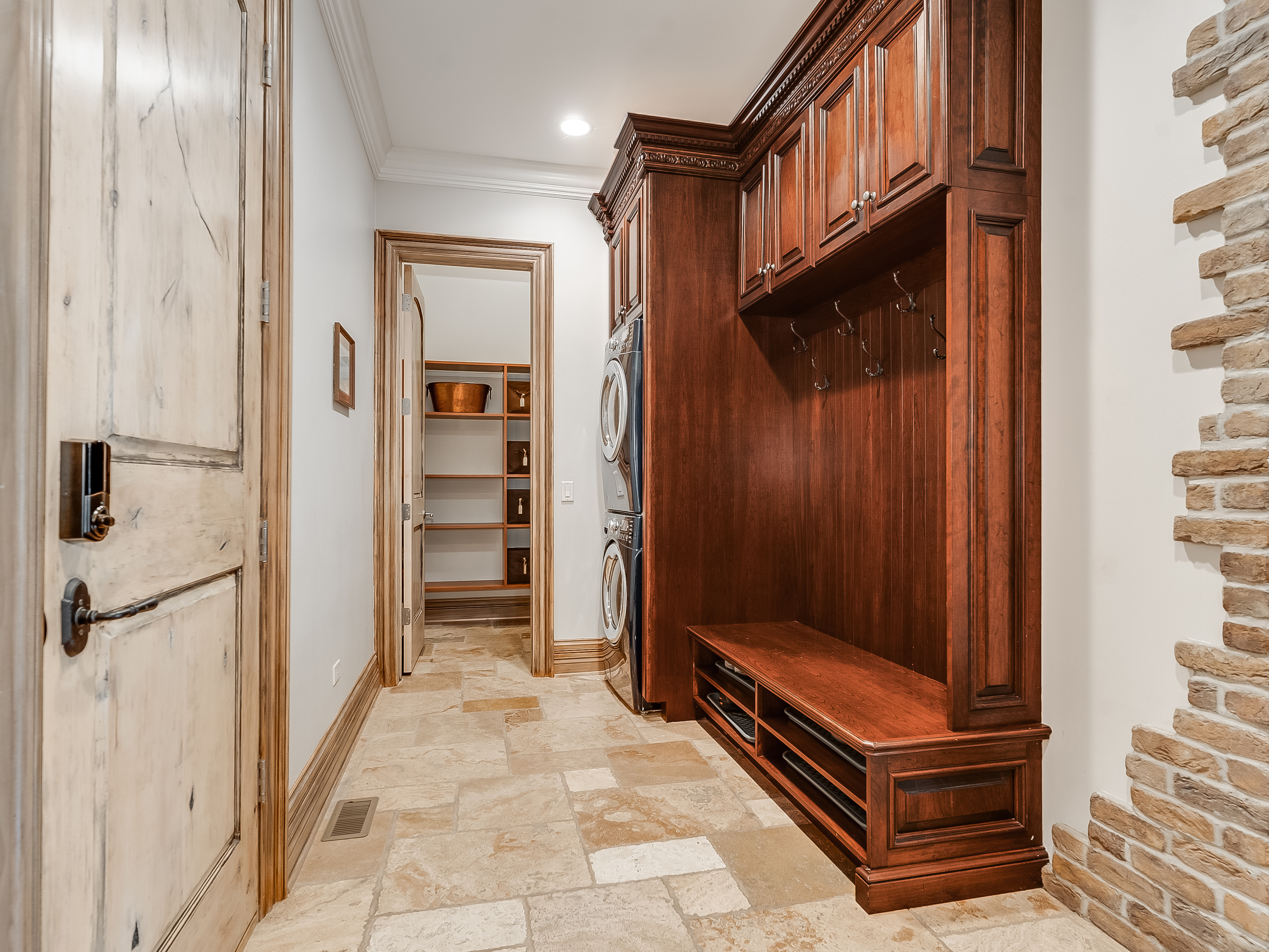  Experience Exceptional Luxury Living in Naperville
