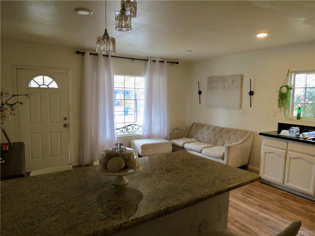 Los Angeles, California, 90044, United States, 3 Bedrooms Bedrooms, ,2 BathroomsBathrooms,Residential,For Sale,1899668